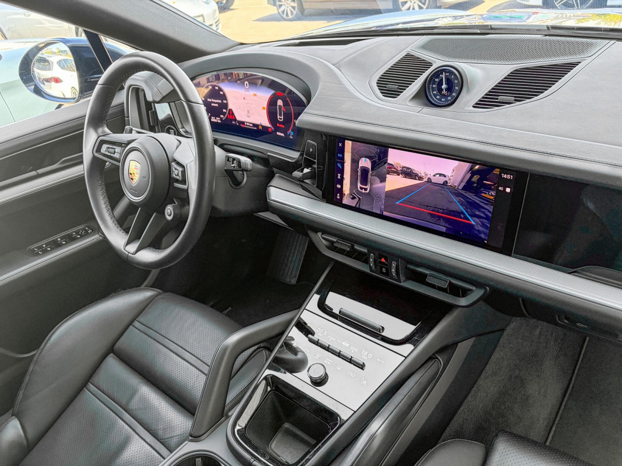 Porsche Cayenne Cayenne Coupe / PANORAMA / ACC / 360° / CHRONO/HUD/VOLL (2024) - Photo 22