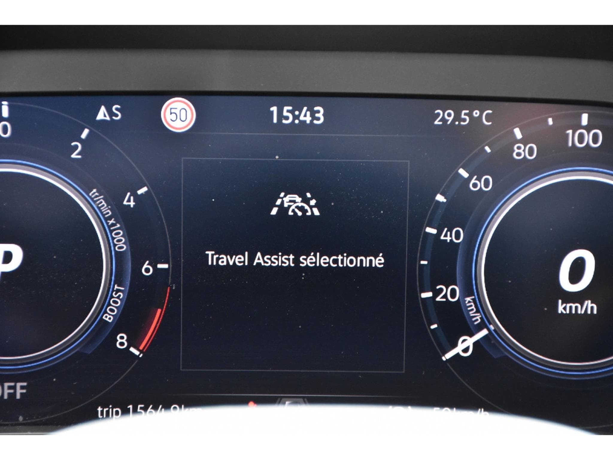 VW Tiguan 1.4 TSI eHybrid R-Line DSG ACC TRAVEL SIDE PARK CAM 1° MAIN (2023) - Photo 17