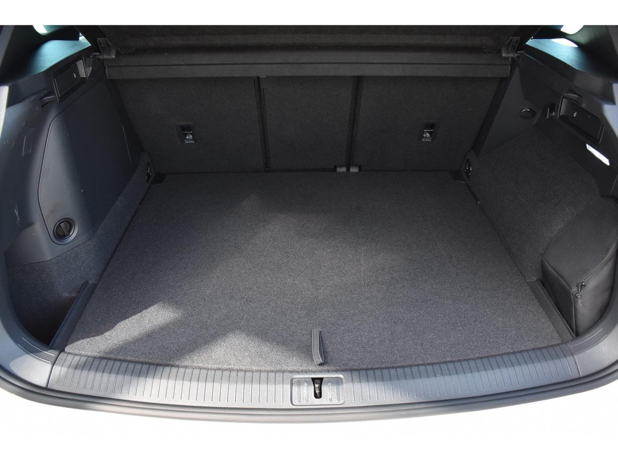 VW Tiguan 1.4 TSI eHybrid R-Line DSG ACC TRAVEL SIDE PARK CAM 1° MAIN (2023) - Photo 23