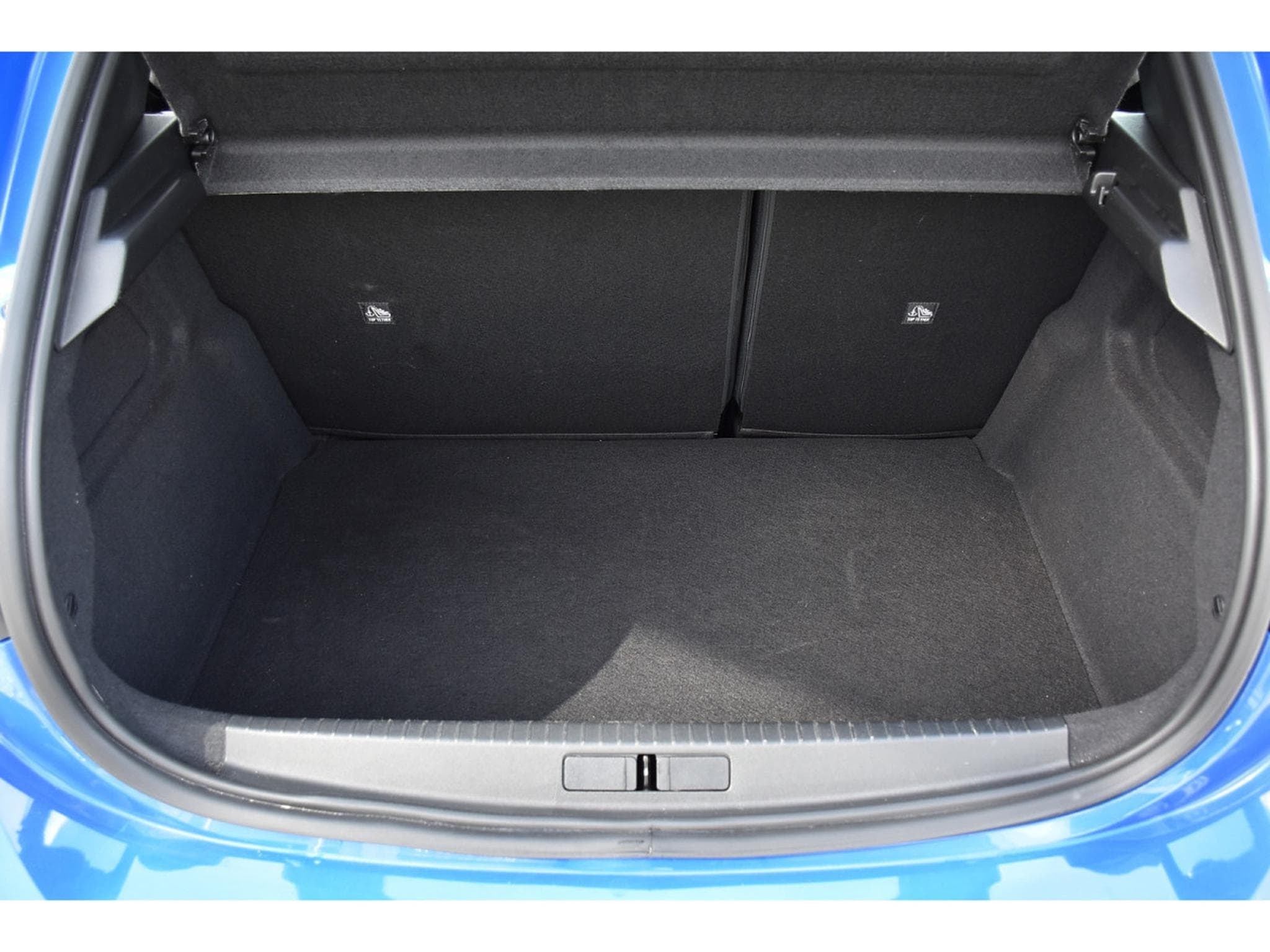 Opel Corsa 1.2 Turbo Edition AT8 REGUL LANE SIDE CAM 1° MAIN (2025) - Photo 19