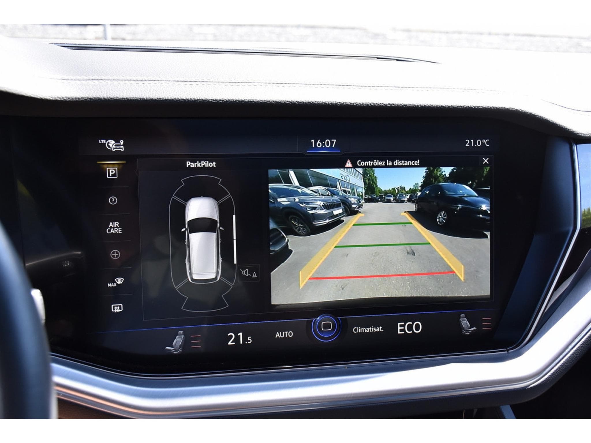 VW Touareg 3.0 TSI eHybrid PHEV 4Motion Elegance Tip. SUSP PNEU ATT RMQ (2021) - Photo 13