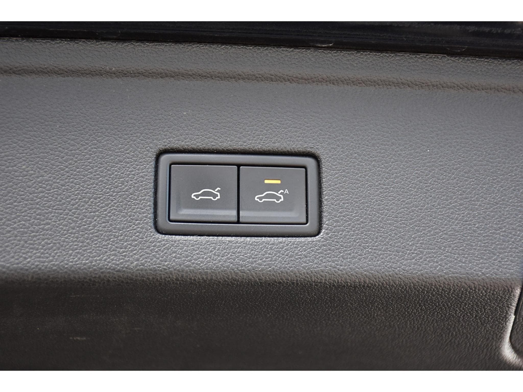 VW Touareg 3.0 TSI eHybrid PHEV 4Motion Elegance Tip. SUSP PNEU ATT RMQ (2021) - Photo 23