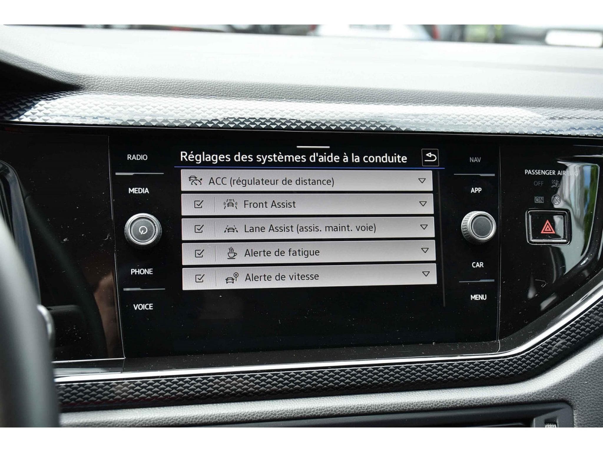 VW Taigo 1.0 TSI Life DSG ACC TRAVEL CAM KEYLESS JA17 1° MAIN (2025) - Photo 13