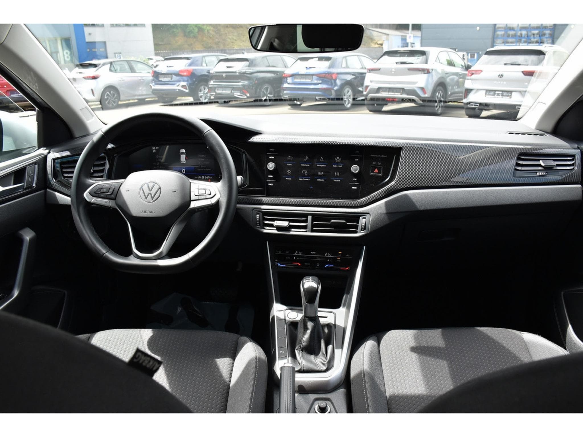 VW Taigo 1.0 TSI Life DSG ACC TRAVEL CAM KEYLESS JA17 1° MAIN (2025) - Photo 9