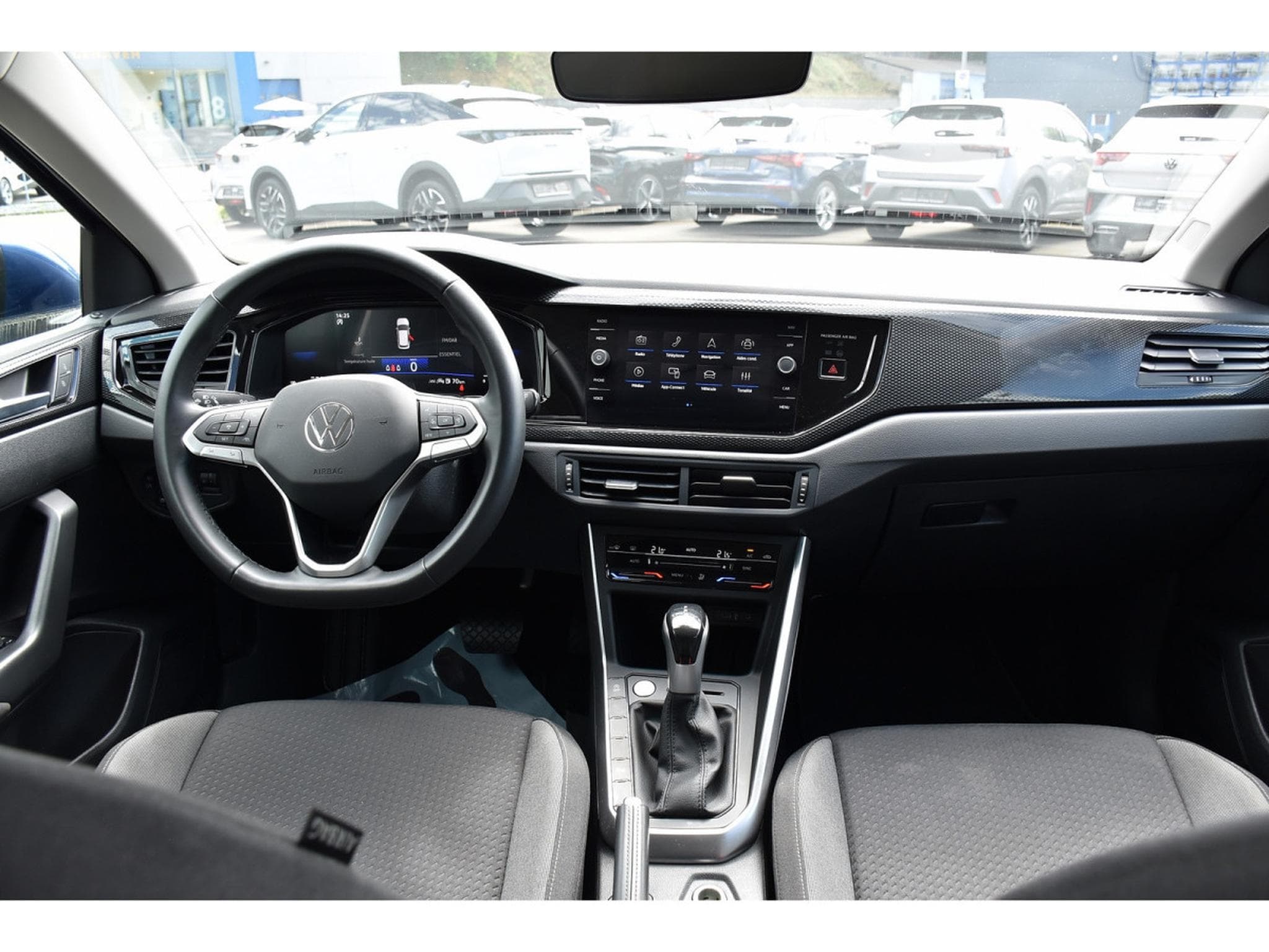 VW Taigo 1.0 TSI Life DSG ACC TRAVEL CAM KEYLESS JA17 1° MAIN (2025) - Photo 9