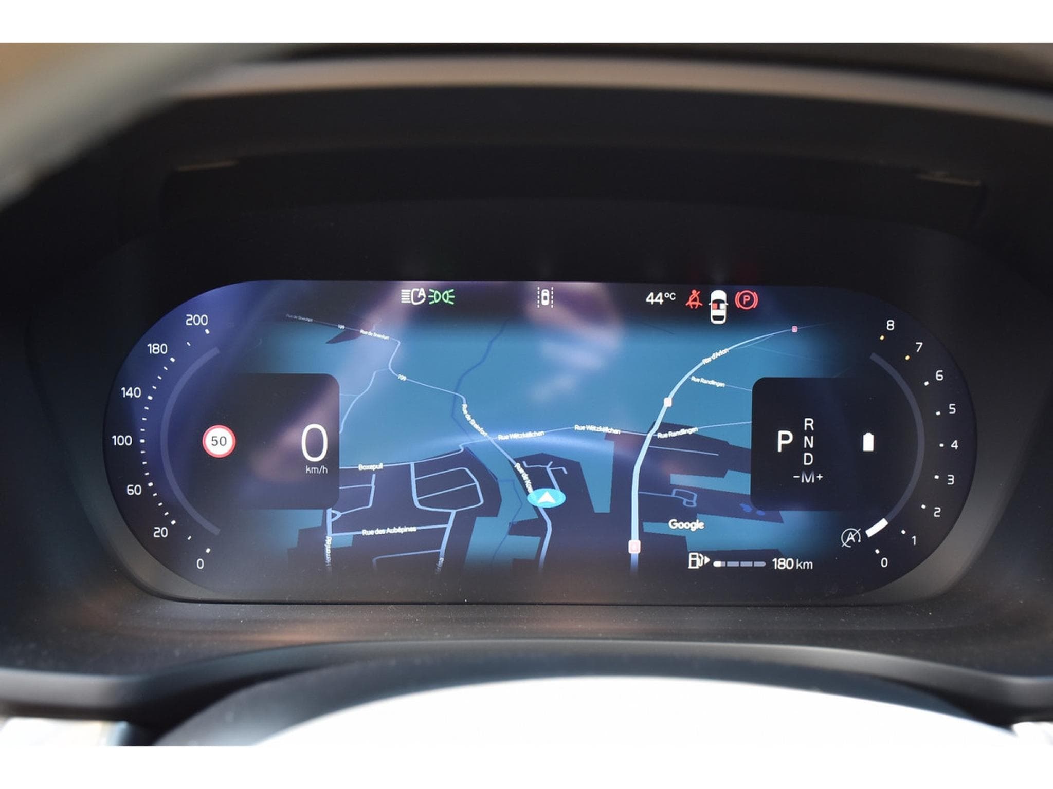 Volvo V60 2.0 B4 Plus Dark Geartronic PANO CUIR MEMO CAM360 HARMAN 1°M (2025) - Photo 16