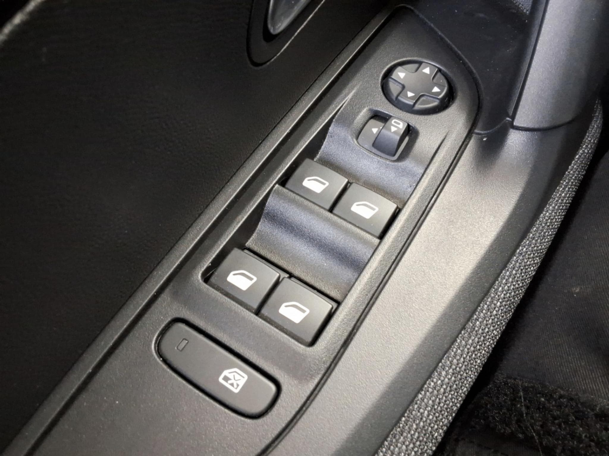 Peugeot 2008 Style (2025) - Photo 8