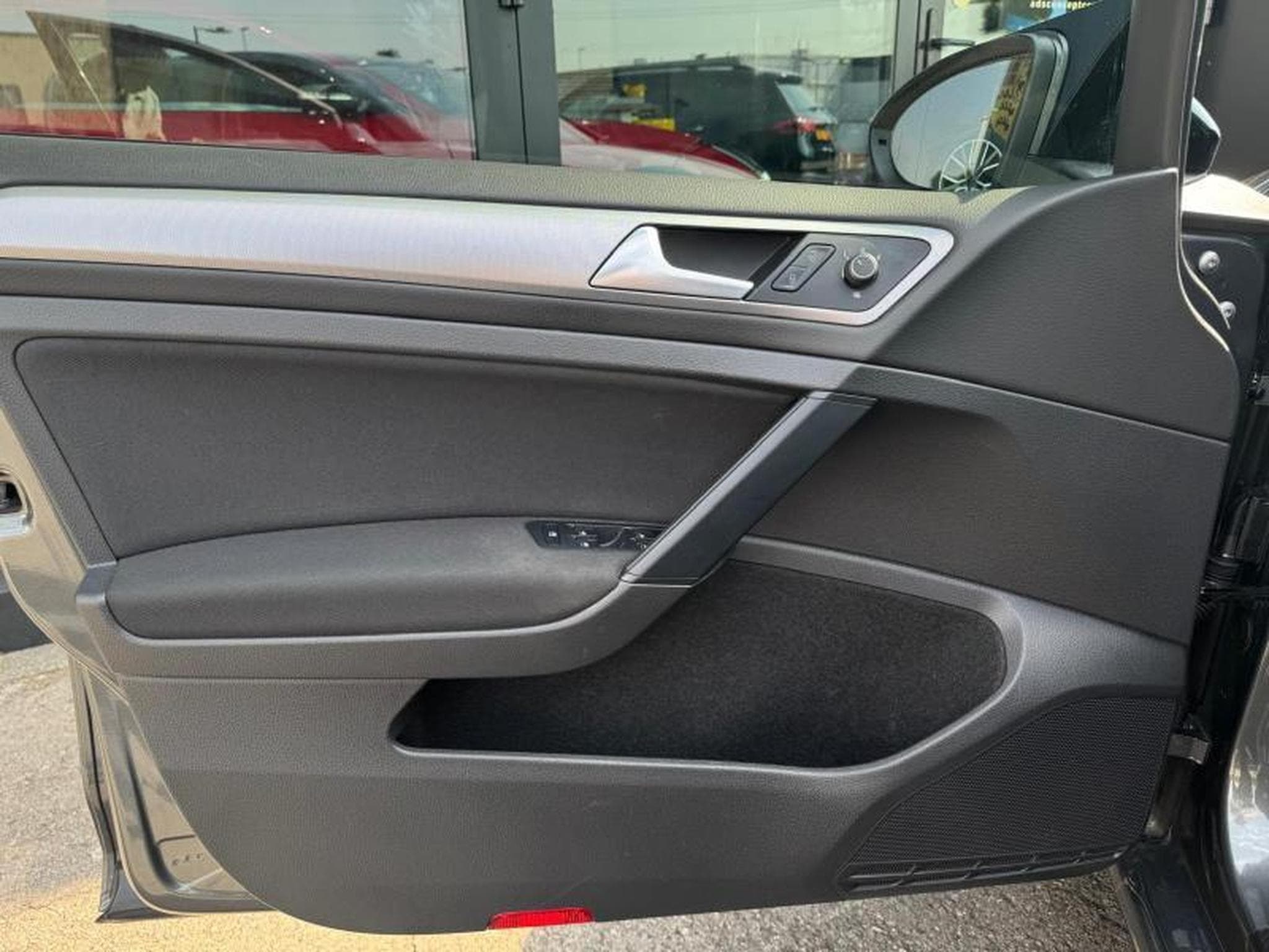 VW Golf VII Trendline (2019) - Photo 12