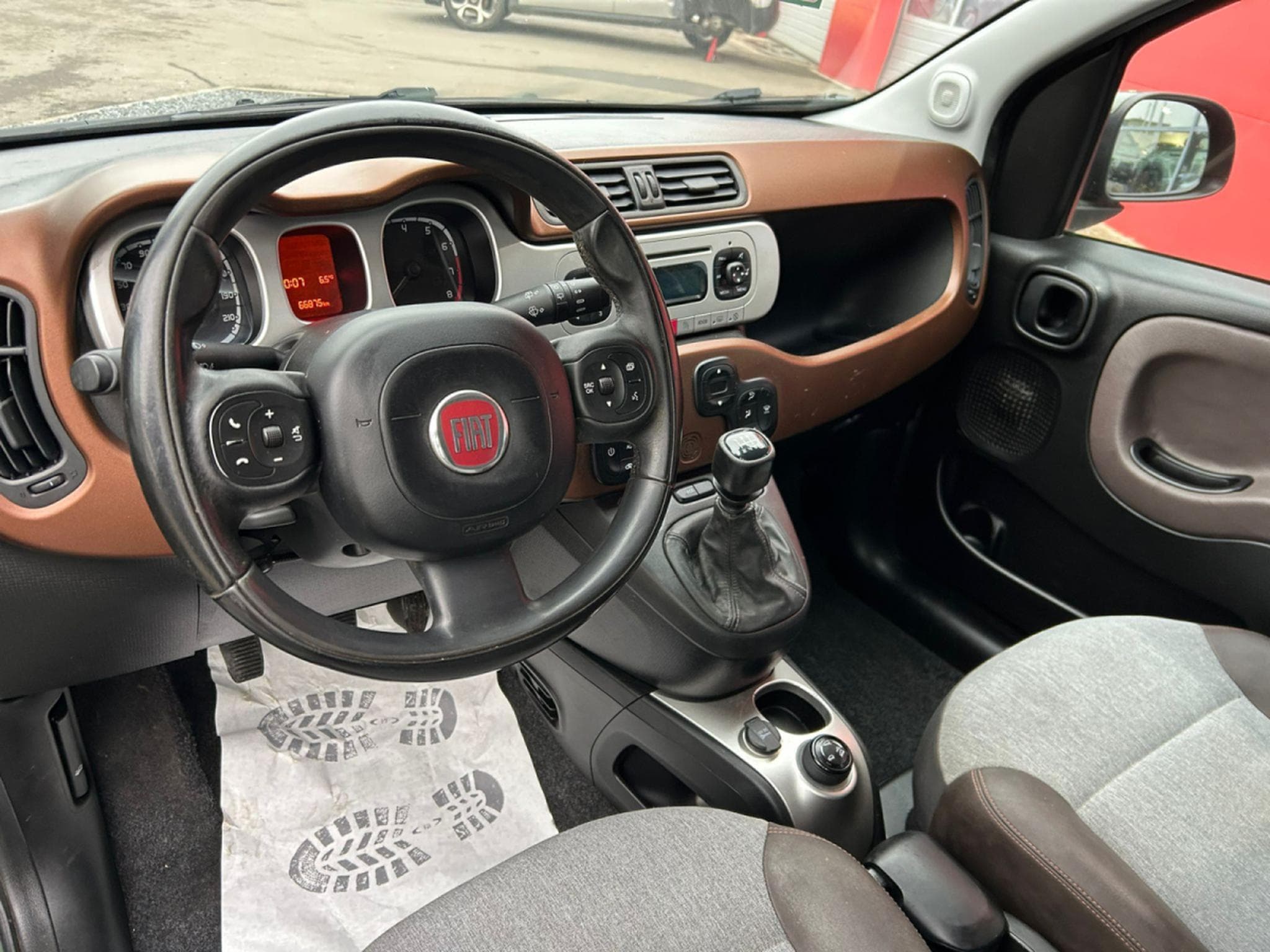 Fiat Panda CROSS (2015) - Photo 8
