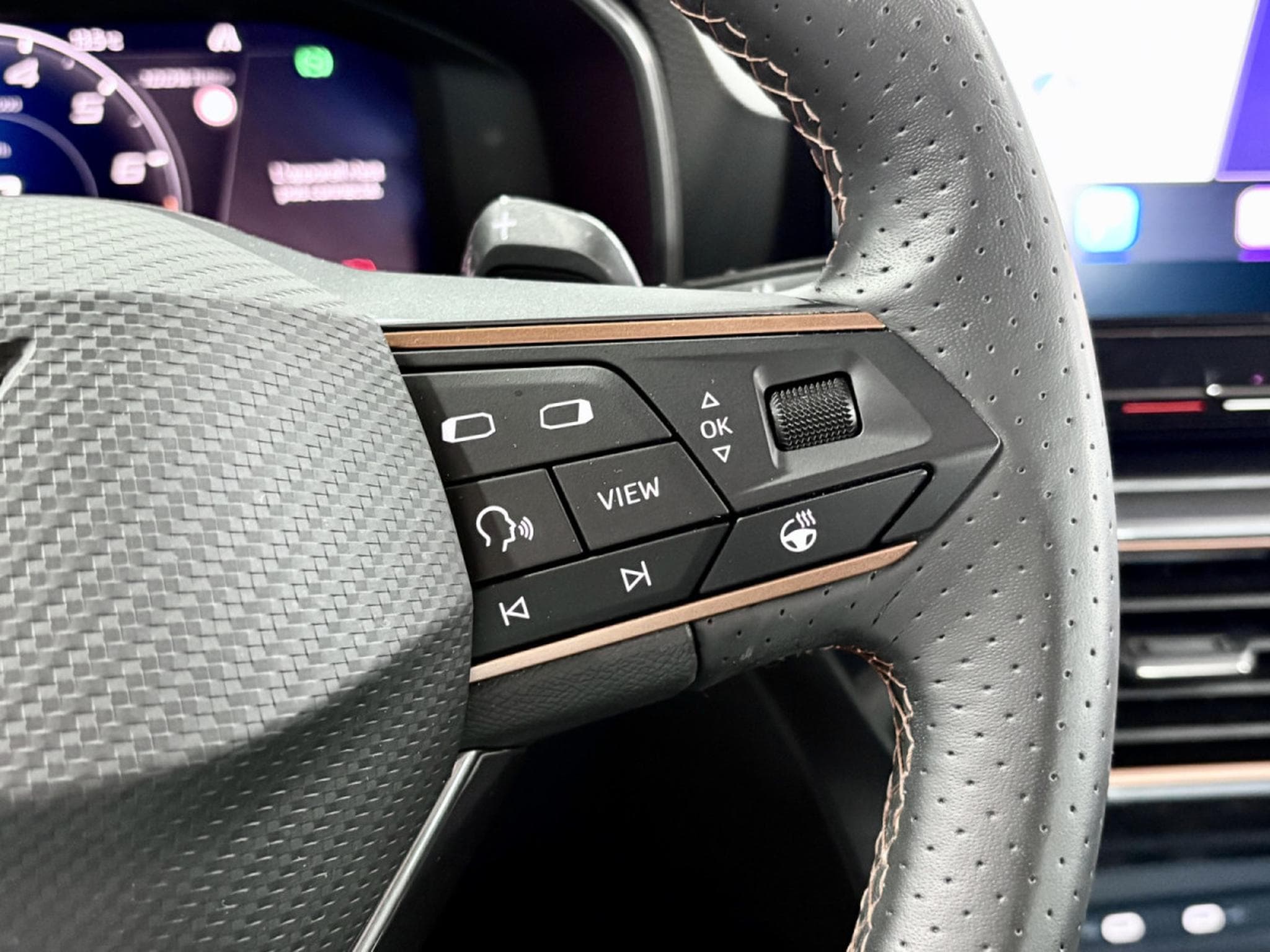 Cupra Leon VZ 2.0 TSI 300CV *CAM* *BEATS* ACC* *19"* (2023) - Photo 8