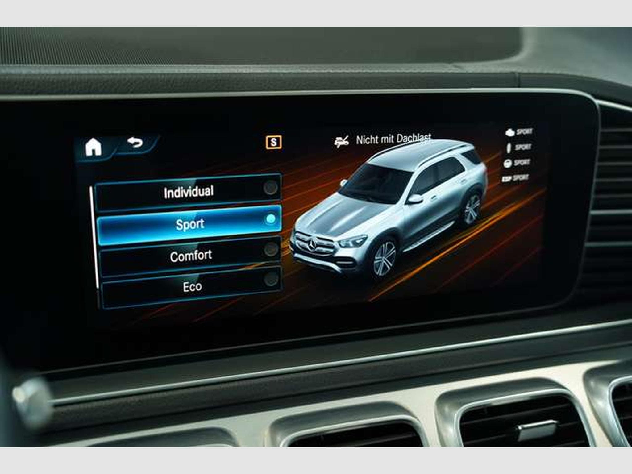 Mercedes GLE 400 d 4M AMG Line 2H *21 *Pano*LUFT*Digital (2019) - Photo 38