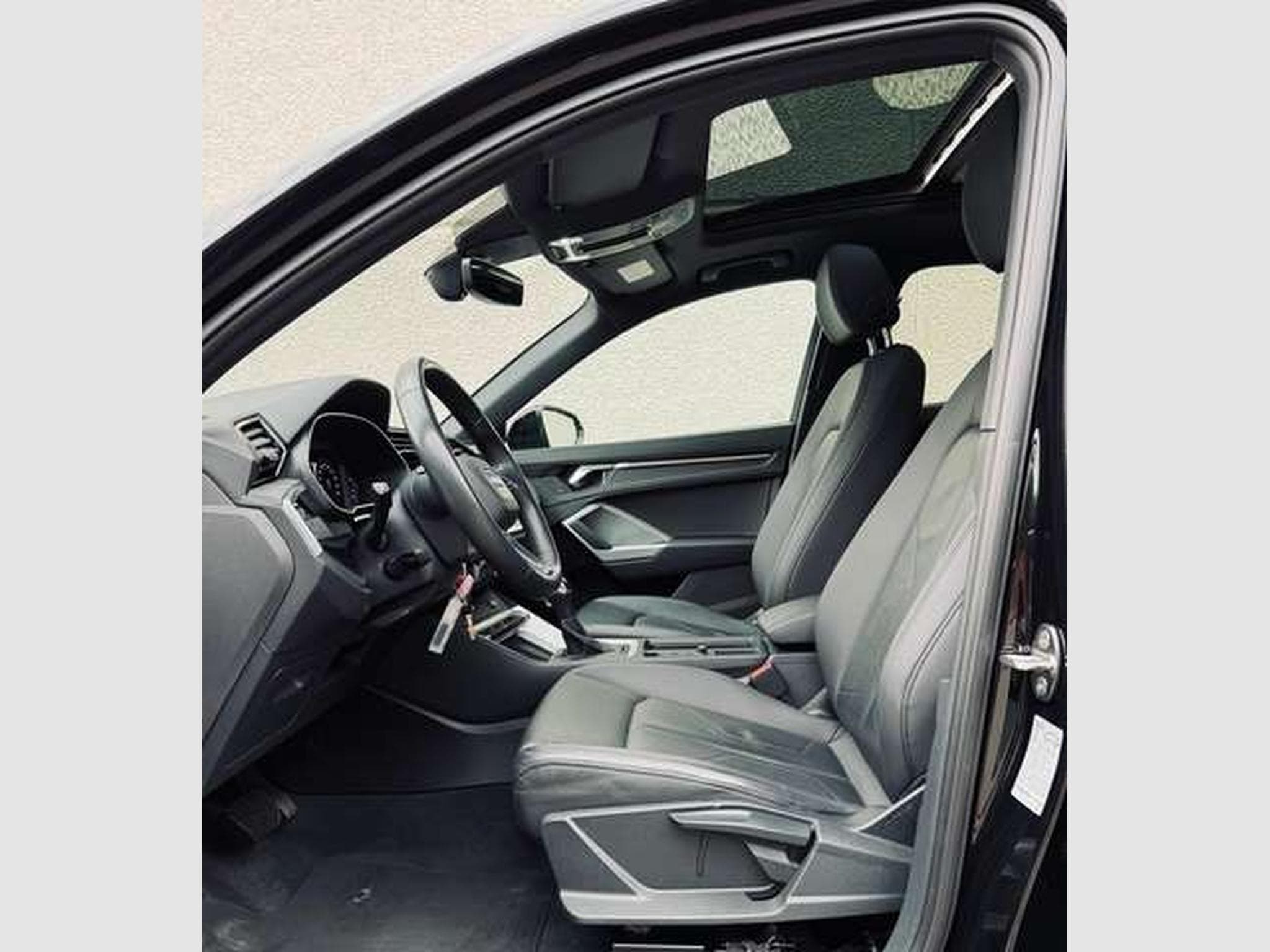 Audi Q3 Q3 35 TDi Business // 12 Mois De Garantie✅✅✅ (2019) - Photo 11