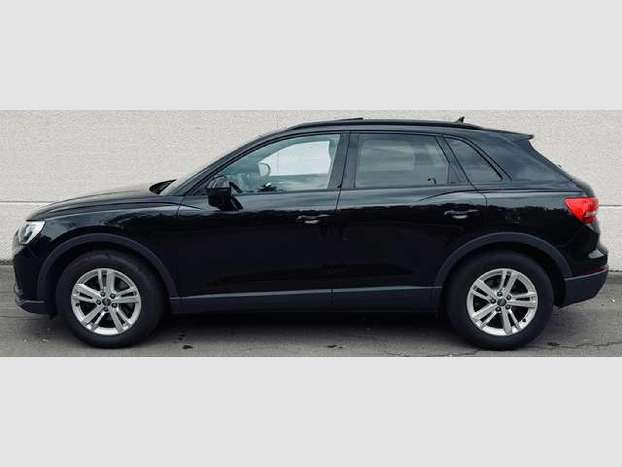 Audi Q3 Q3 35 TDi Business // 12 Mois De Garantie✅✅✅ (2019) - Photo 5