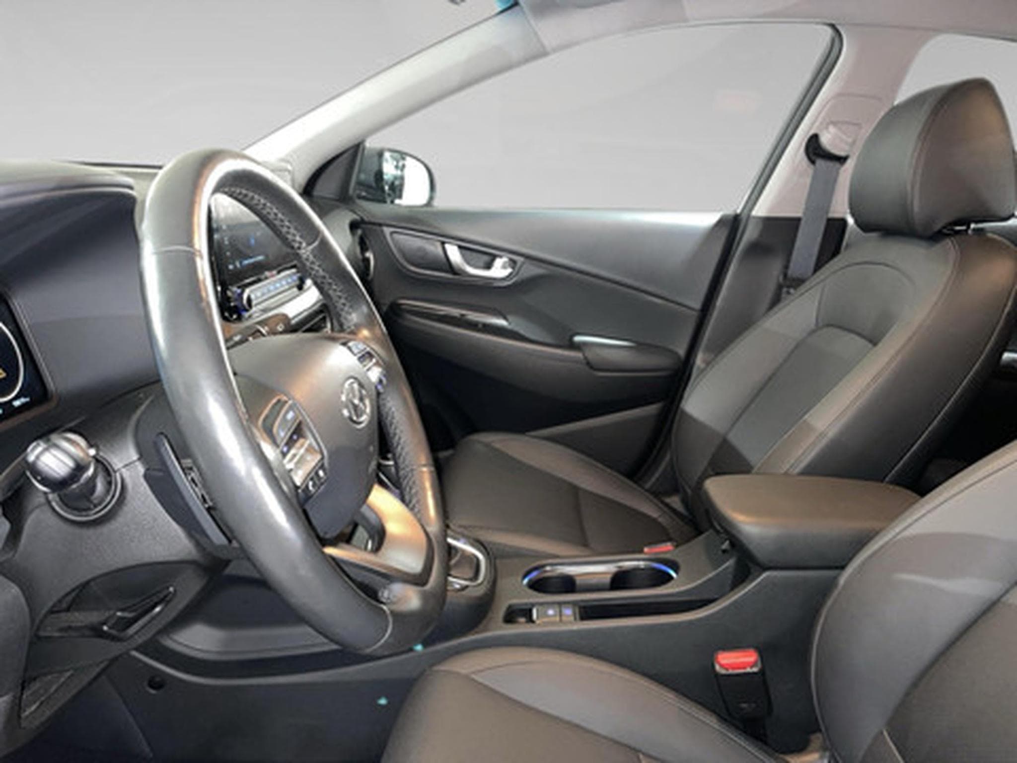 Hyundai Kona 1.6 GDi Hybrid Shine 6-DCT (2023) - Photo 4