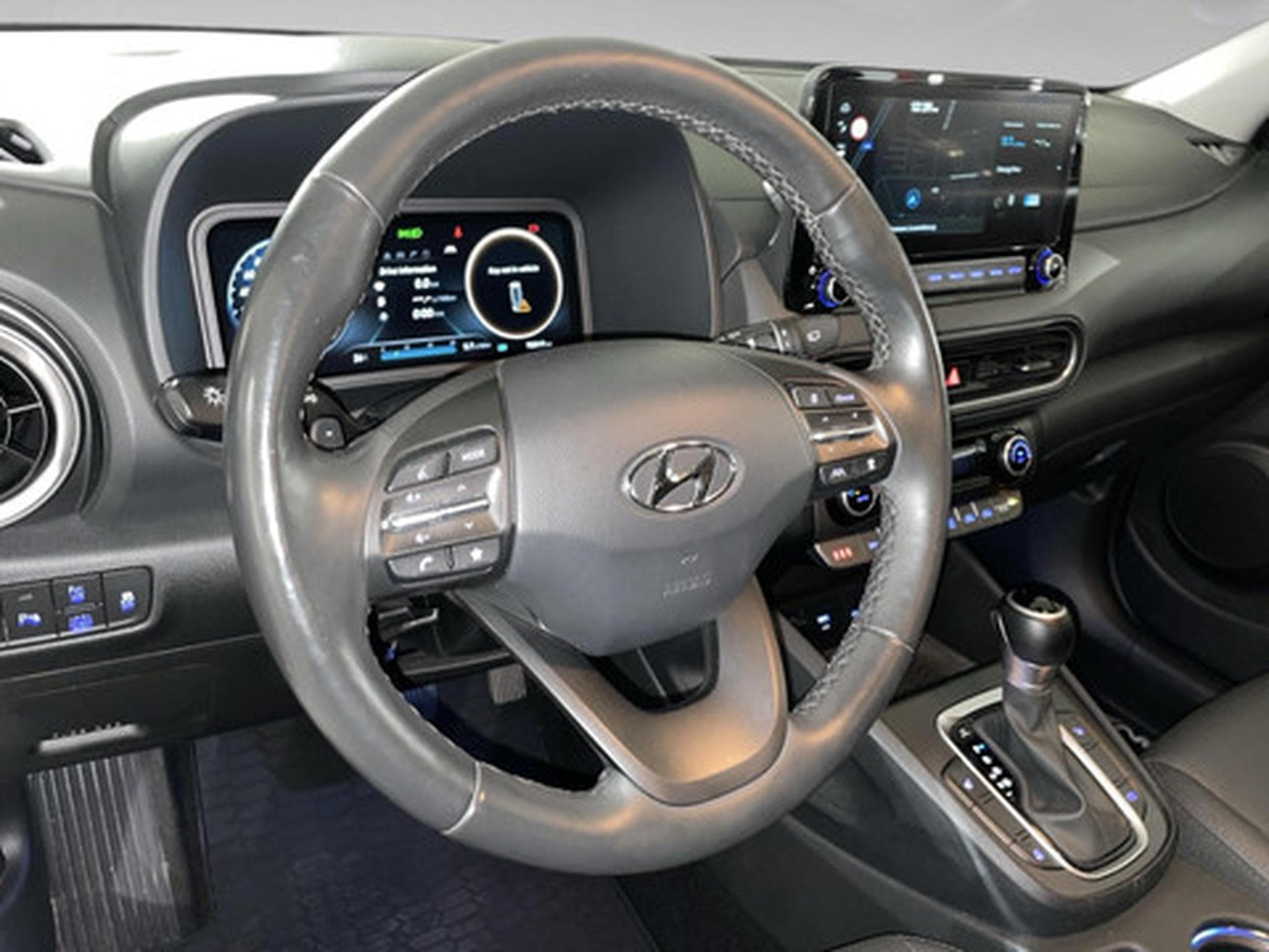 Hyundai Kona 1.6 GDi Hybrid Shine 6-DCT (2023) - Photo 8
