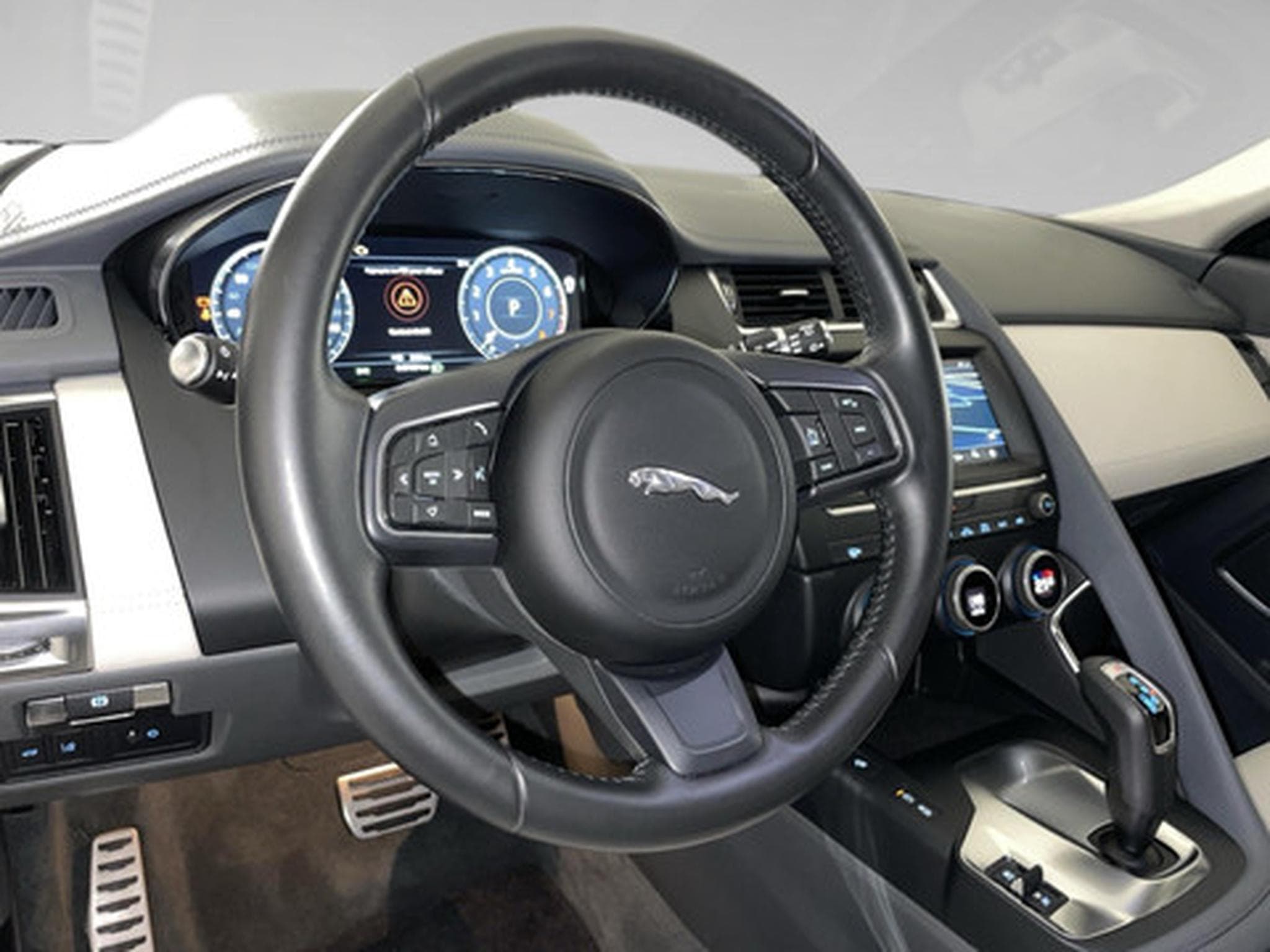 Jaguar E-Pace P250 Aut. AWD S (2019) - Photo 8