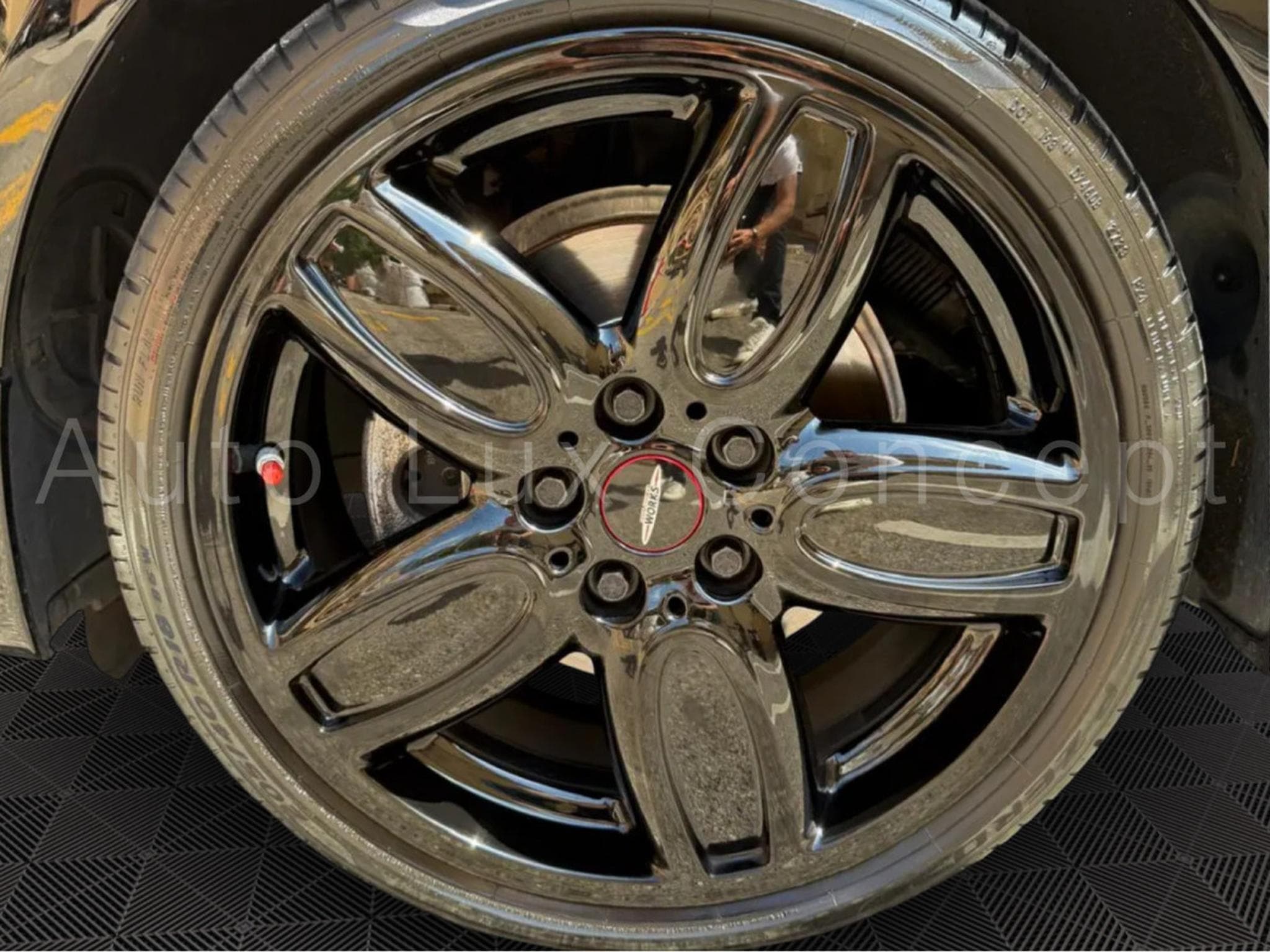 Mini Cooper S 5 portes (2016) - Photo 15