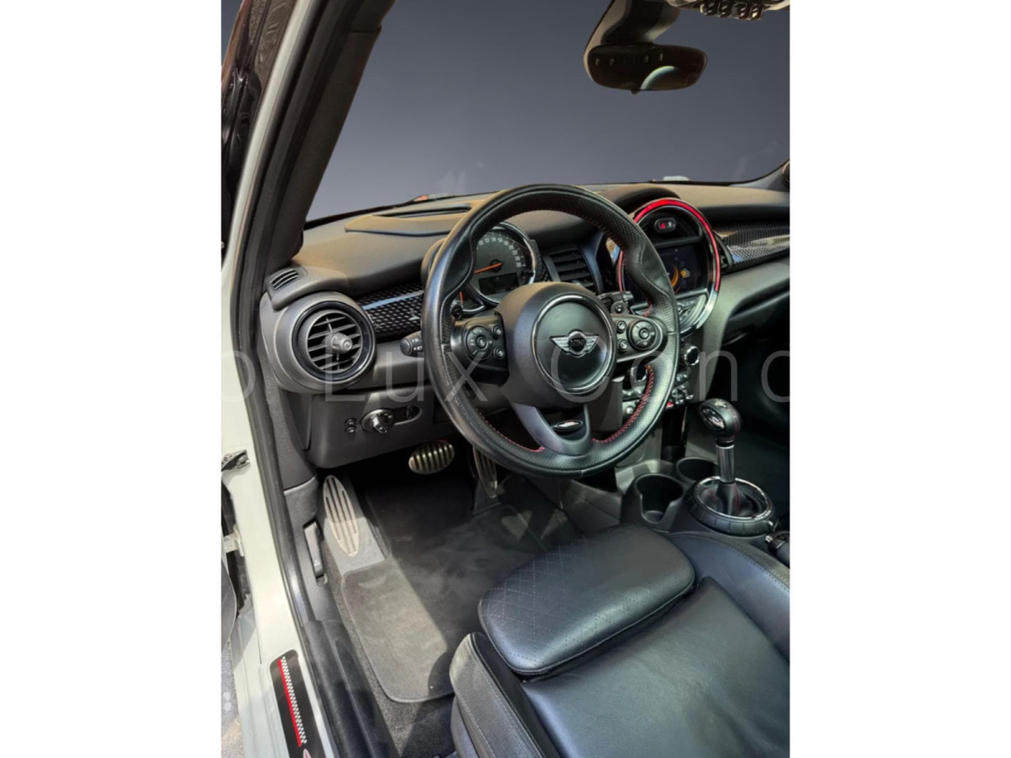 Mini Cooper S 5 portes (2016) - Photo 7