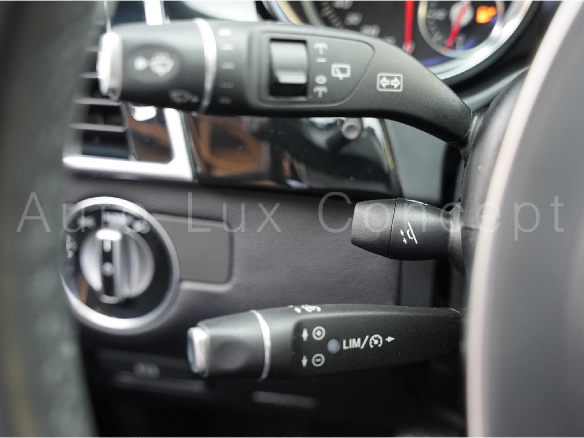 Mercedes GLS 350 d 4MATIC AMG Line (2018) - Photo 15