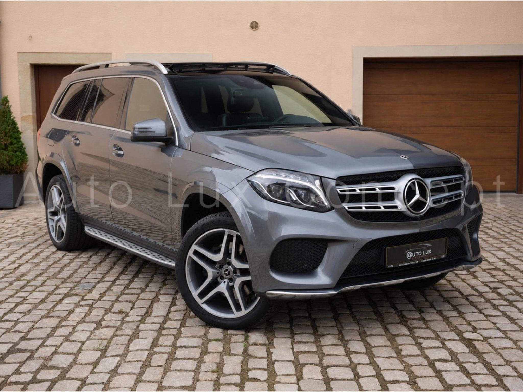 Mercedes GLS 350 d 4MATIC AMG Line (2018) - Photo 2
