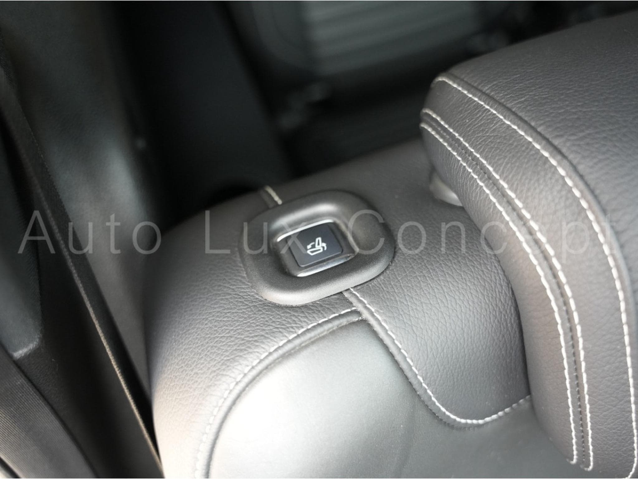 Mercedes GLS 350 d 4MATIC AMG Line (2018) - Photo 22