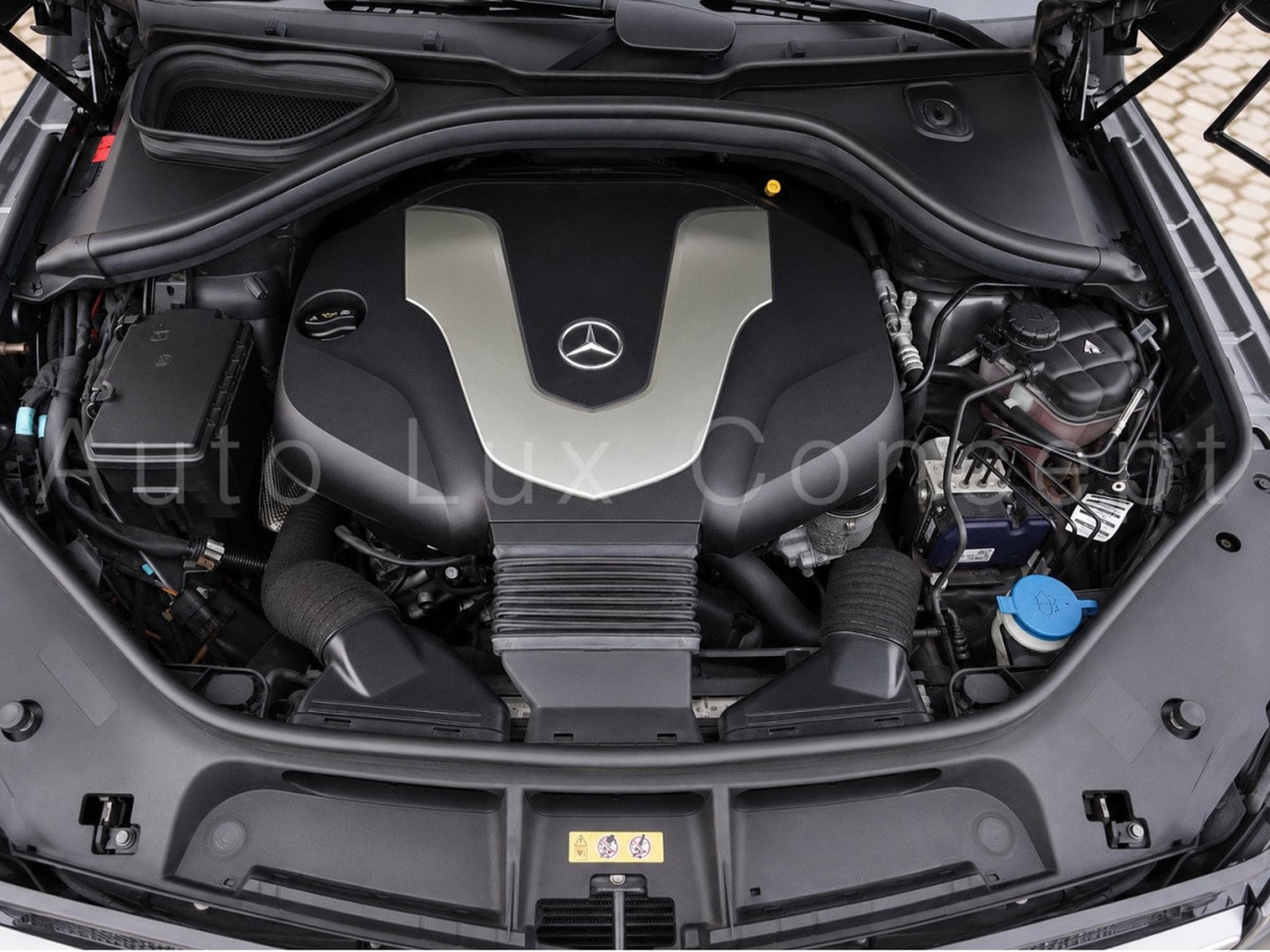 Mercedes GLS 350 d 4MATIC AMG Line (2018) - Photo 25