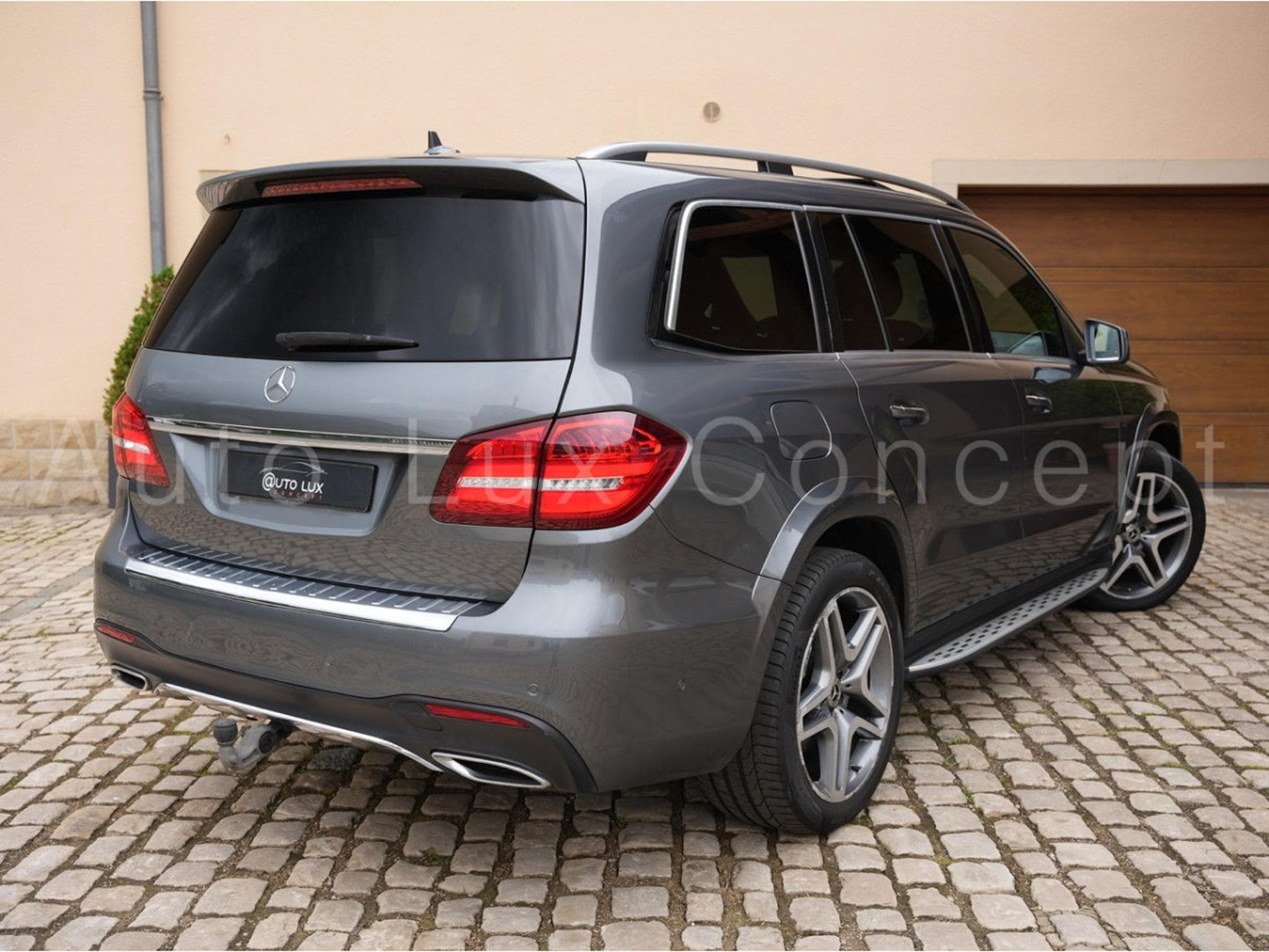 Mercedes GLS 350 d 4MATIC AMG Line (2018) - Photo 3