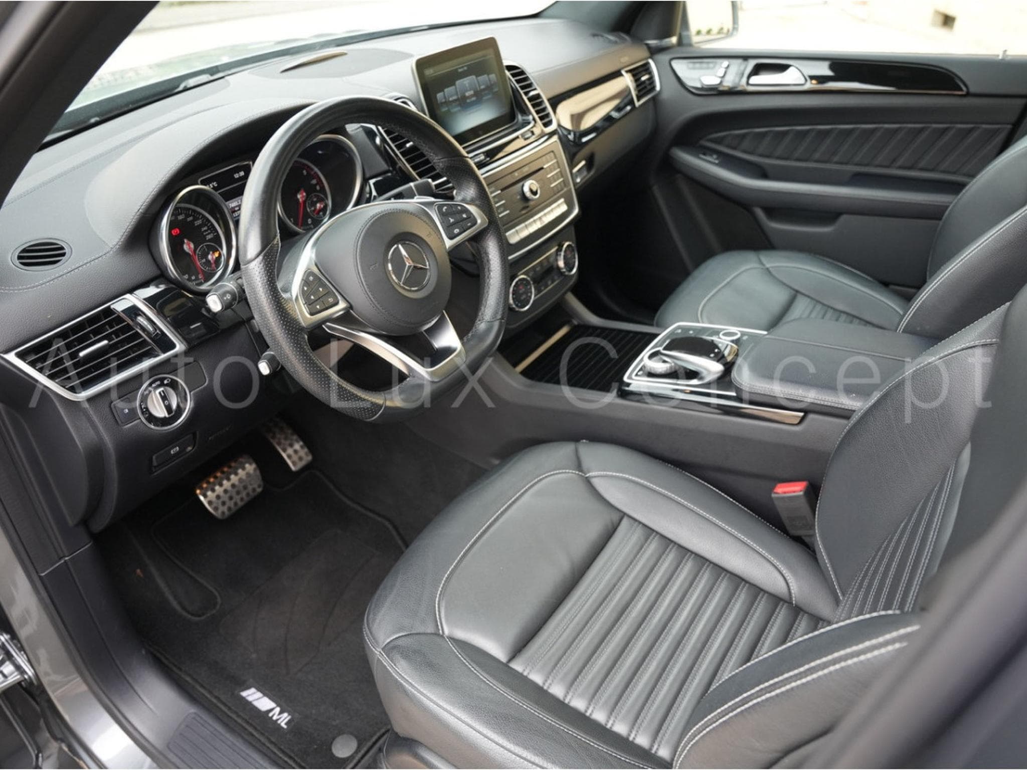 Mercedes GLS 350 d 4MATIC AMG Line (2018) - Photo 5