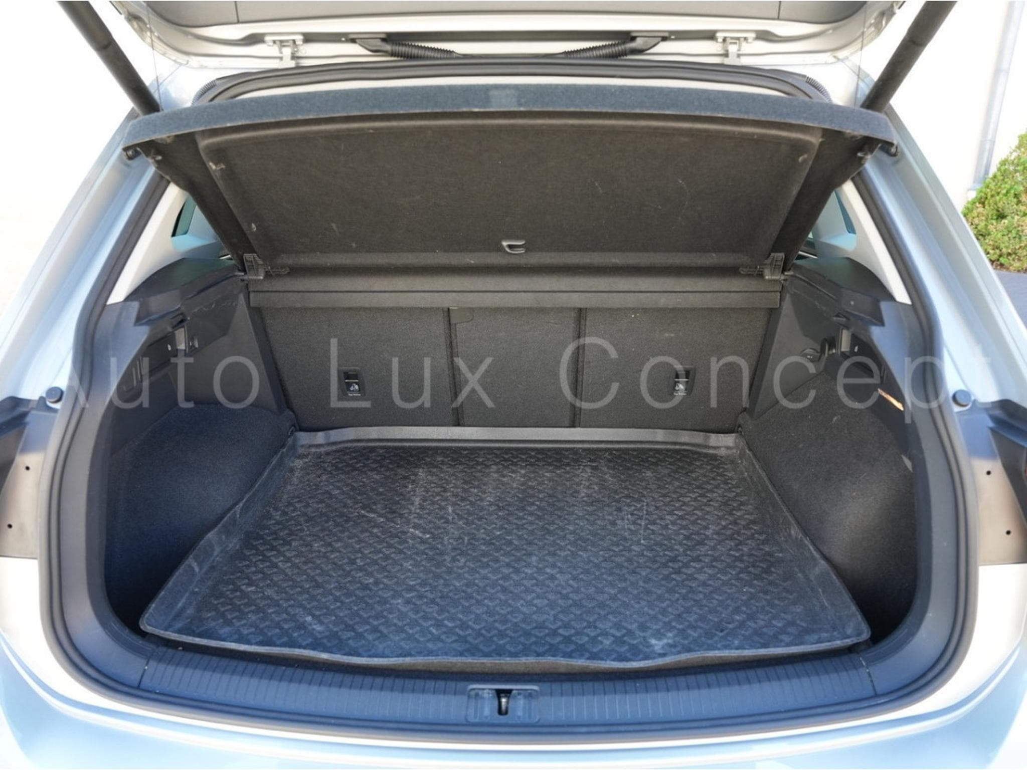 VW Tiguan 2.0 TSI 180 Carat Exclusive 4Motion DSG7 (2018) - Photo 23