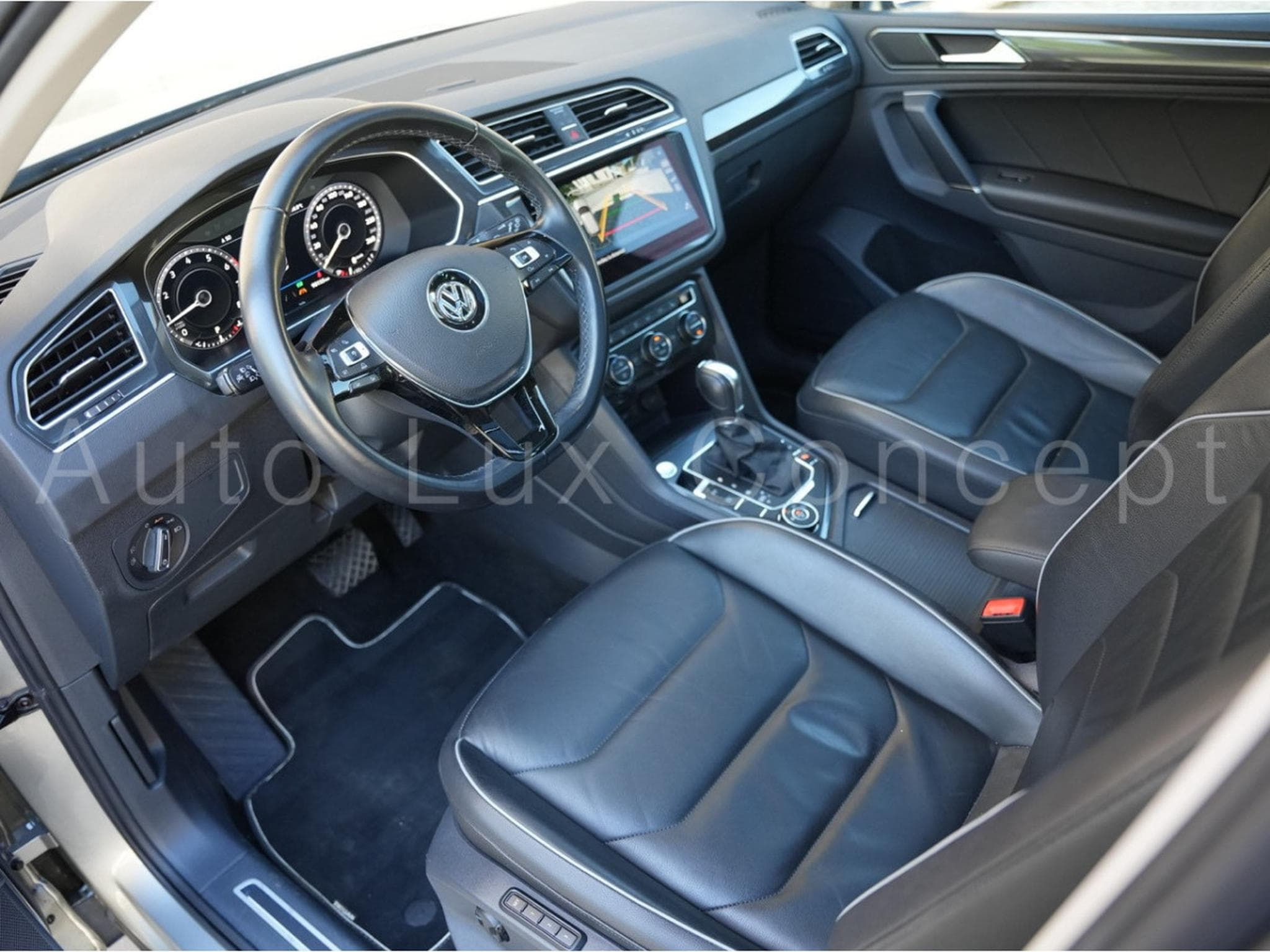 VW Tiguan 2.0 TSI 180 Carat Exclusive 4Motion DSG7 (2018) - Photo 5