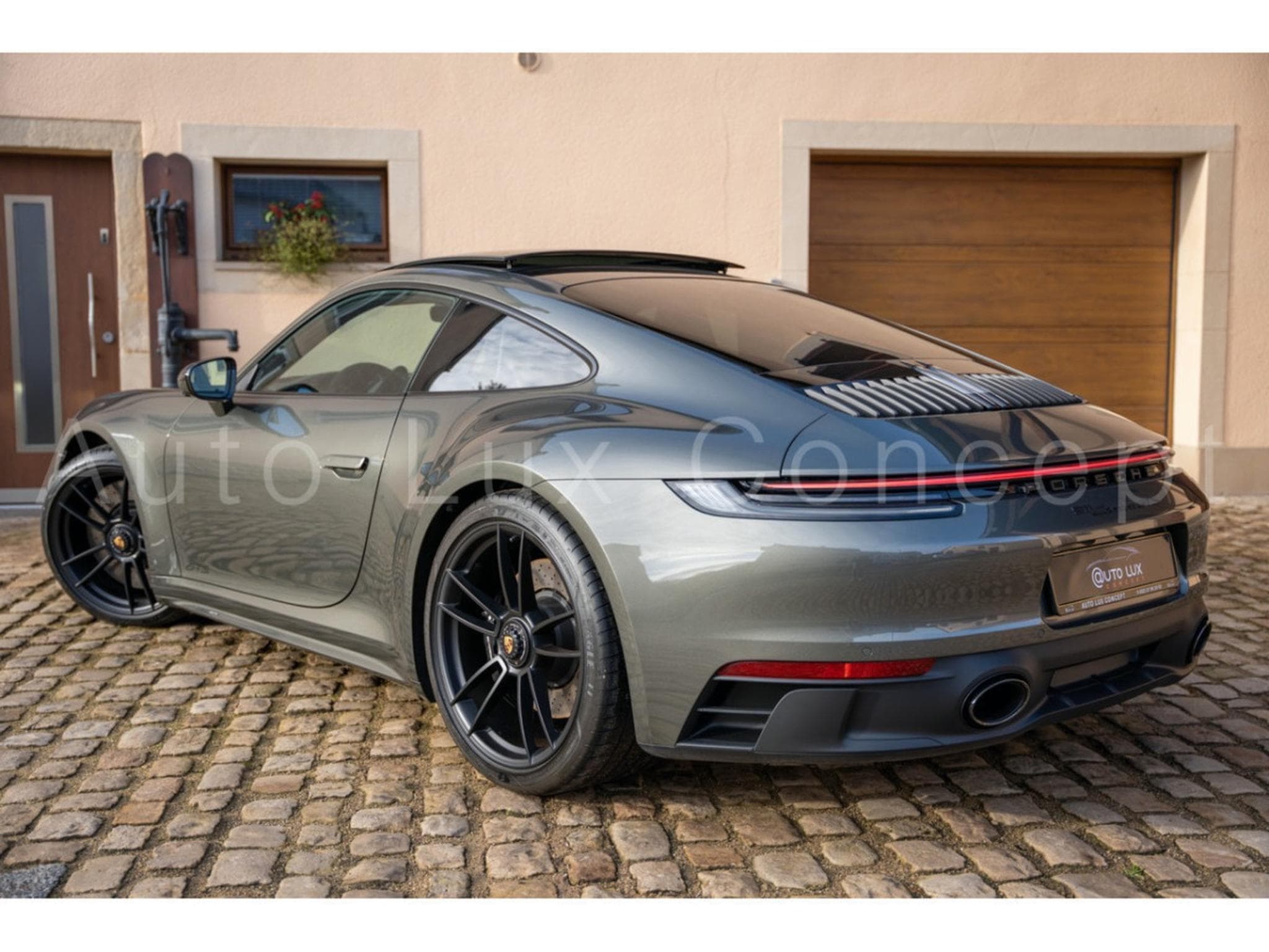 Porsche 911 911 Carrera GTS (2022) - Photo 5