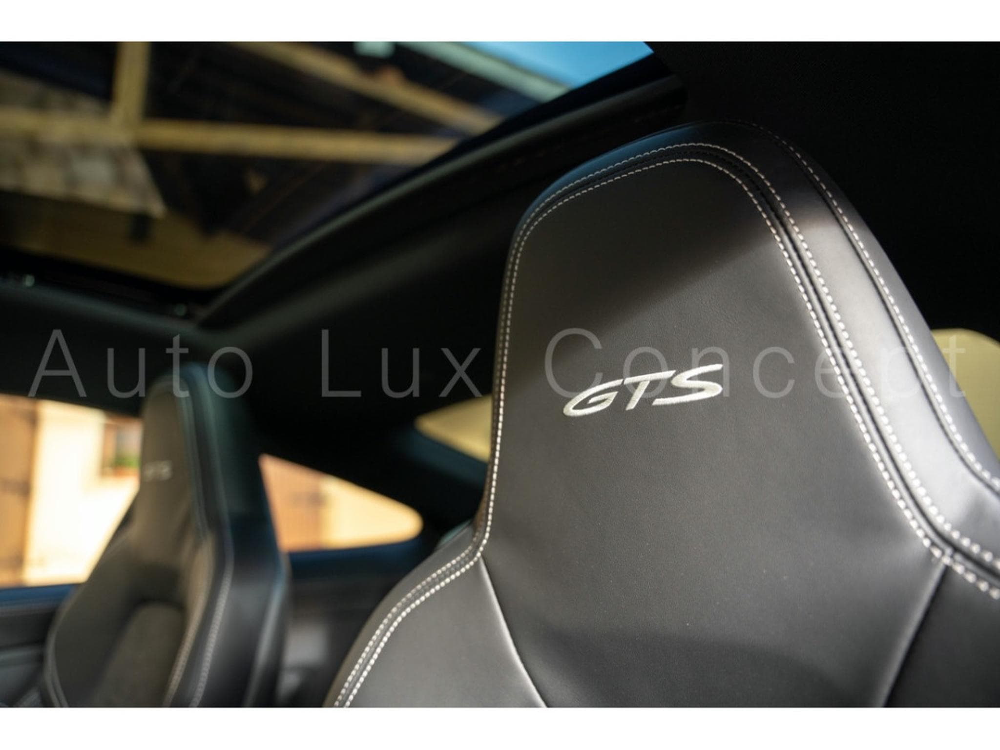 Porsche 911 911 Carrera GTS (2022) - Photo 8