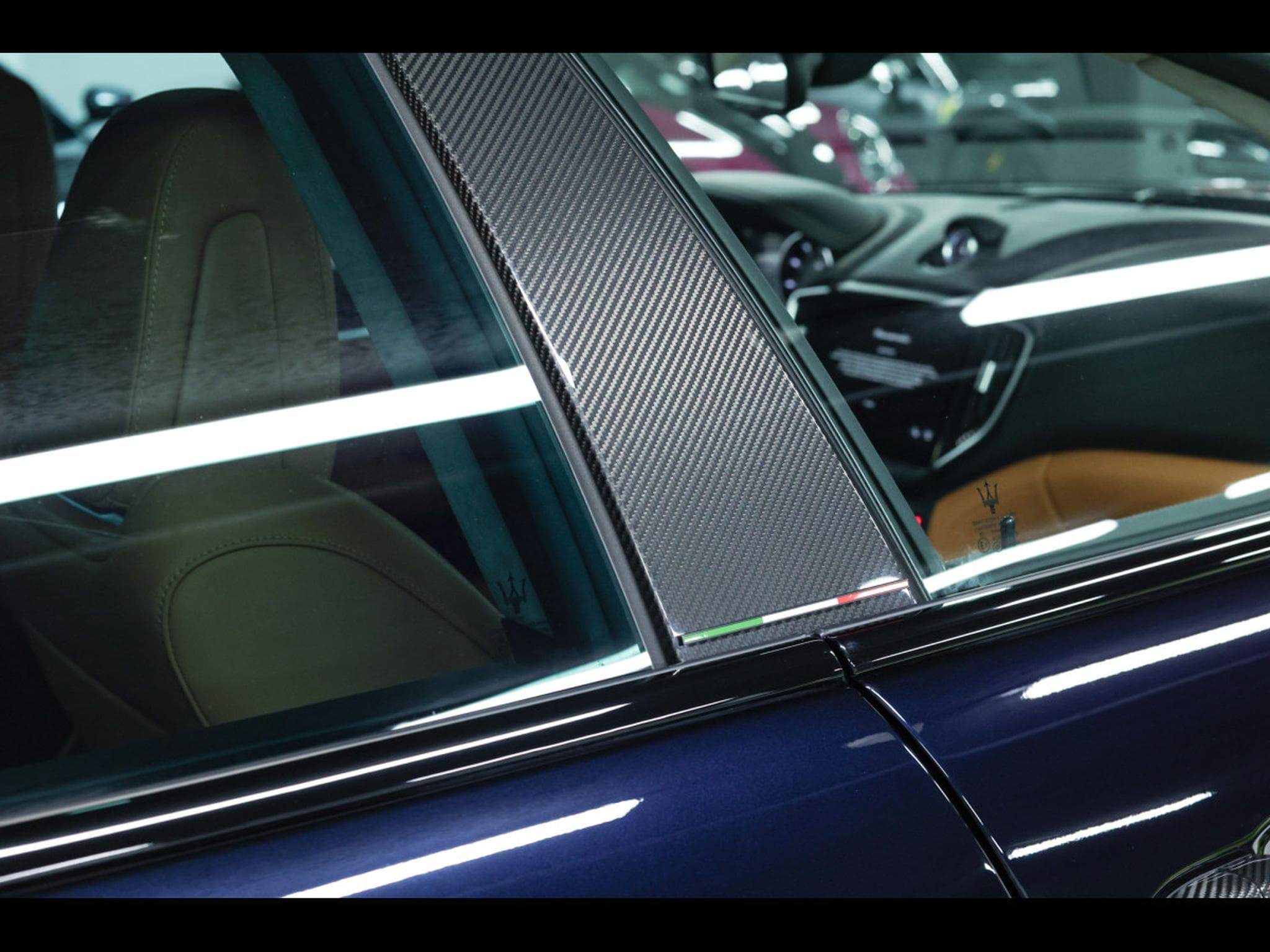 Maserati Ghibli TROFEO 3.8 V8 RWD (580 CH) – CARBON PACK INT / EXT (2023) - Photo 25
