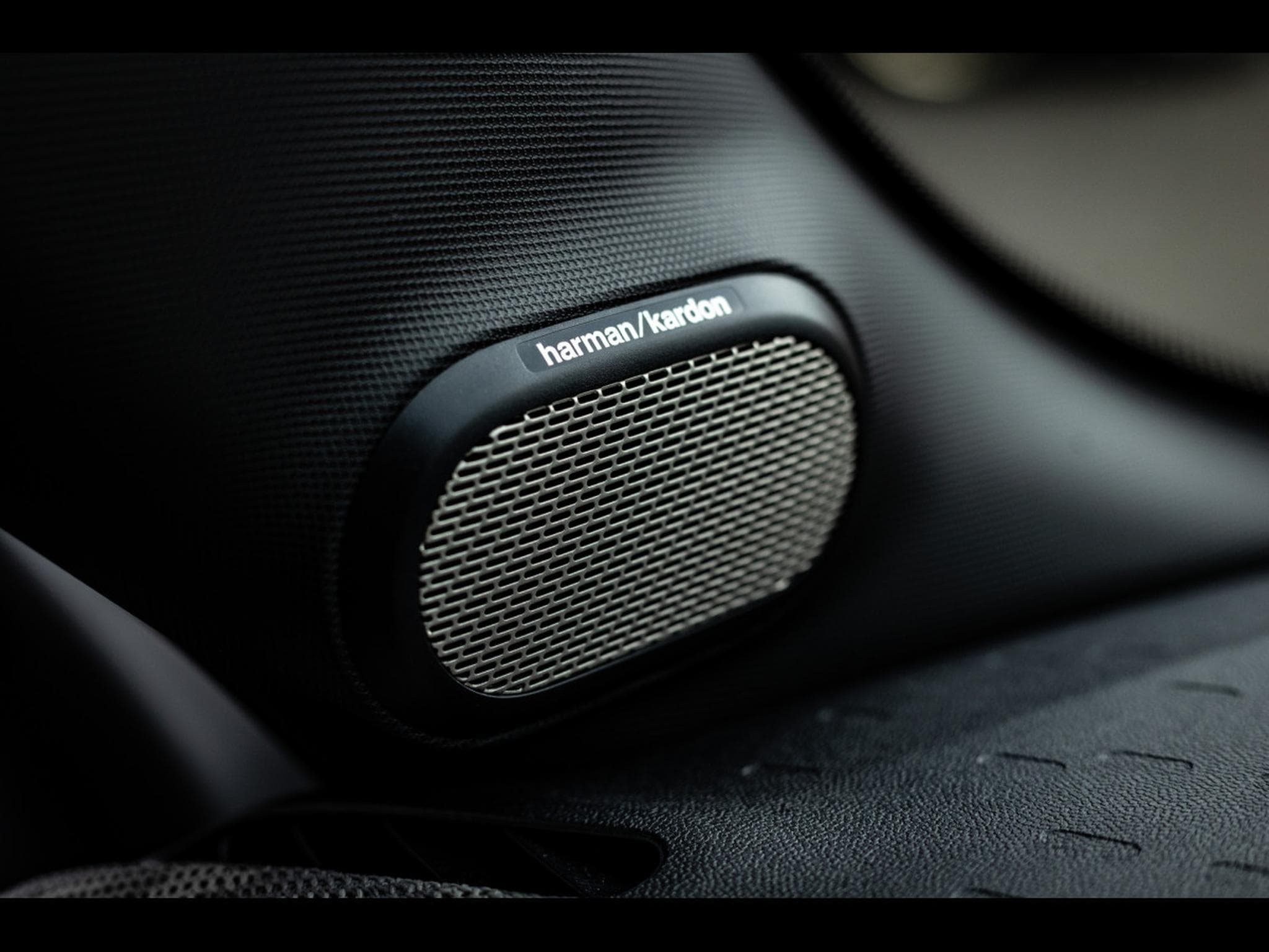 Mini Cooper S 5 PORTES AUTO FAVOURED TRIM - PACK XL - MELTING SILVER III (2025) - Photo 24