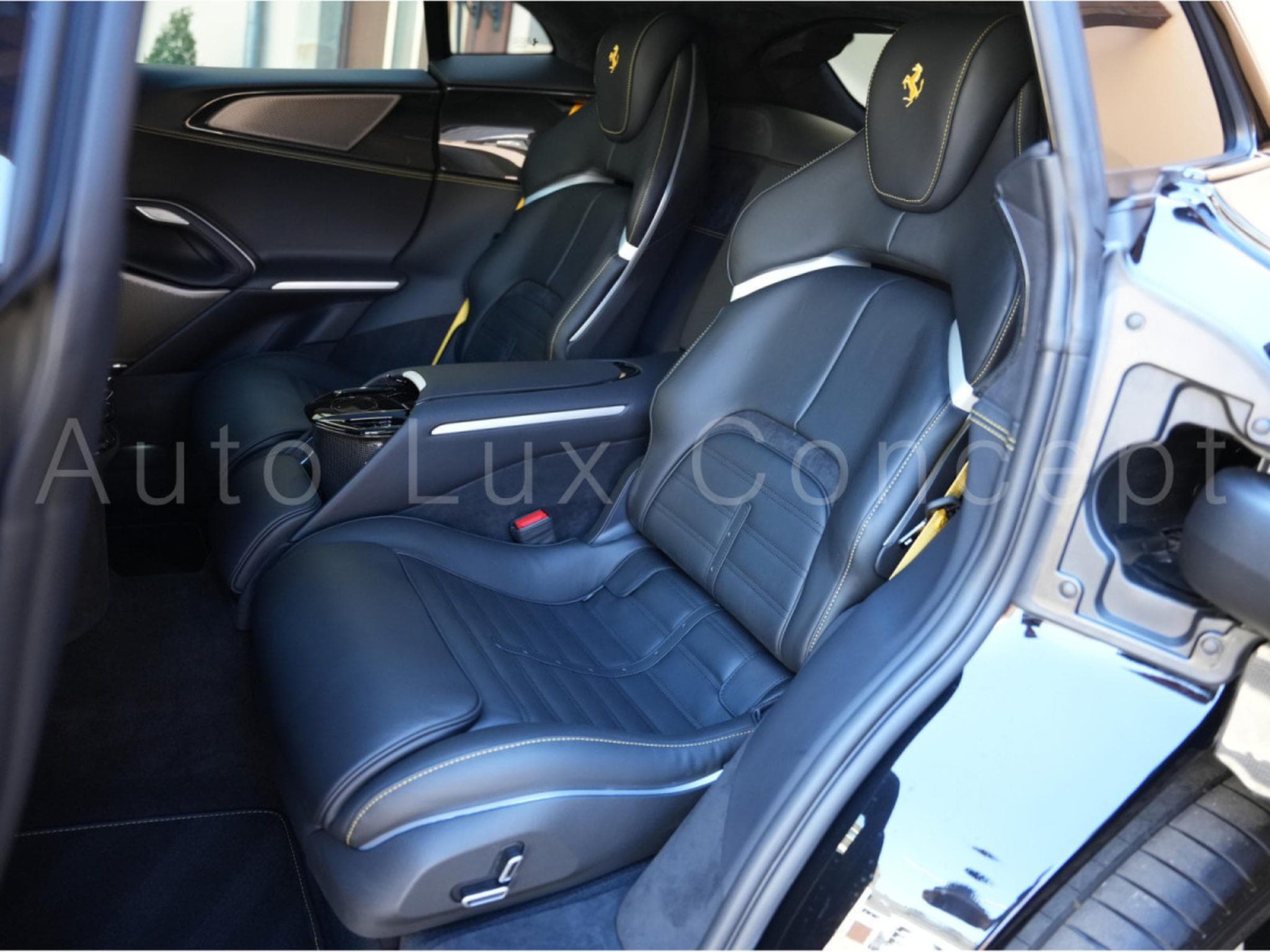 Ferrari Purosangue MY2026 (2026) - Photo 9
