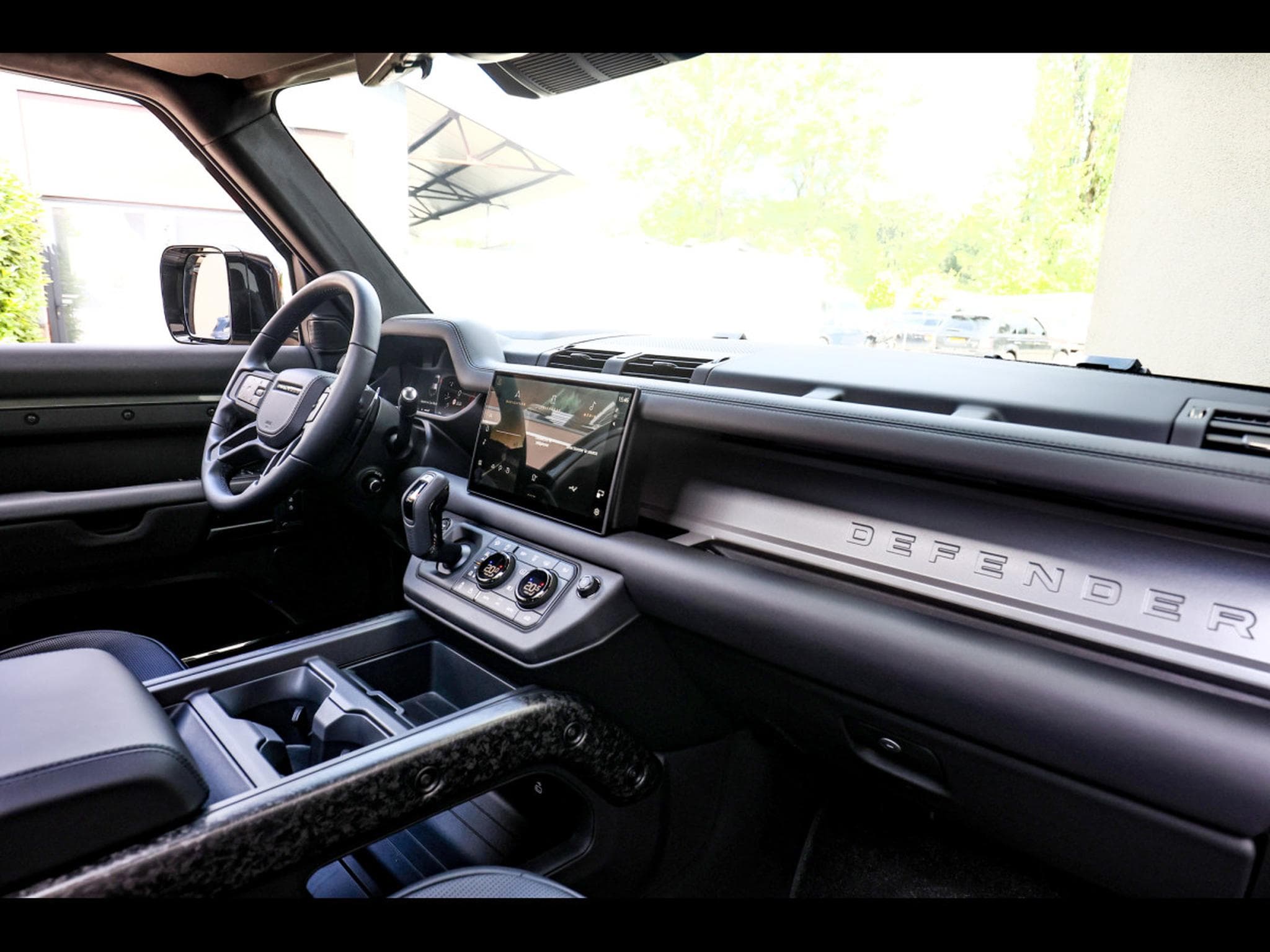 Land-Rover Defender 110 V8 P635 MHEV OCTA AWD EDITION ONE - FAROE GREEN - FULL S (2025) - Photo 18
