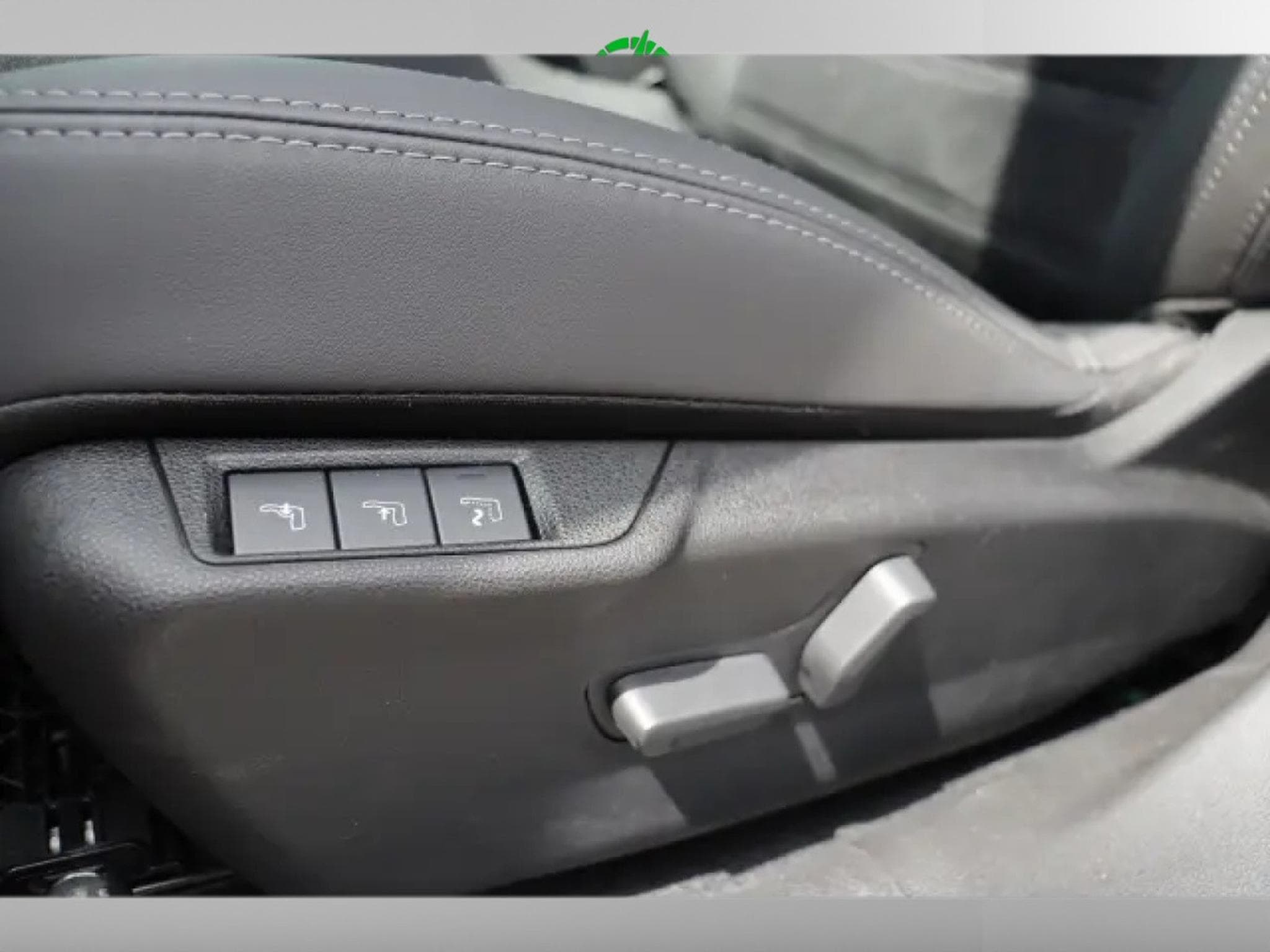 Fiat 600 HYBRID SPORT 1.2 (2026) - Photo 11