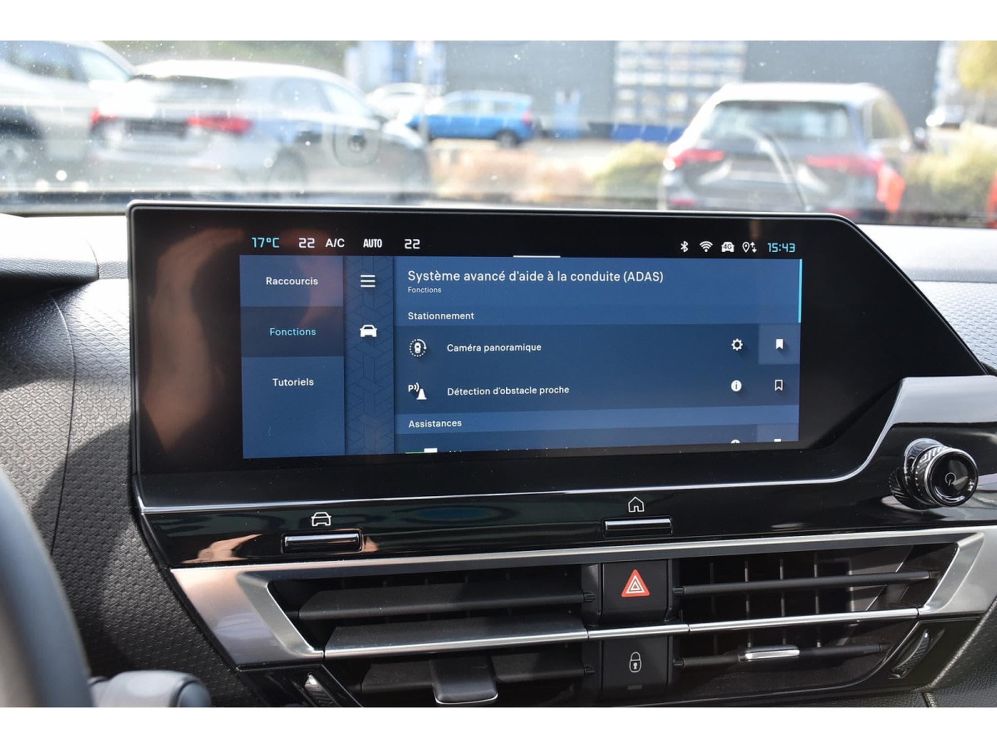 Citroën C4 1.2 PureTech 130 MAX CUIR TO HUD GPS LANE SIDE CAM360 1°MAIN (2024) - Photo 14