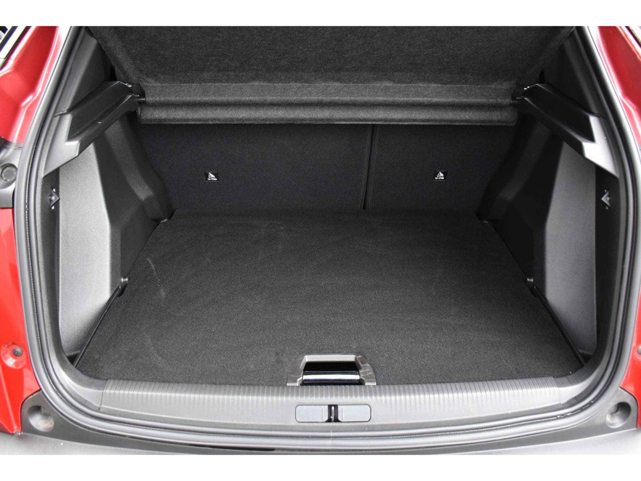 Peugeot 2008 1.2 Hybrid 145 Allure e-DCS6 ACC LANE SIDE GPS CAM360 1°MAIN (2025) - Photo 25