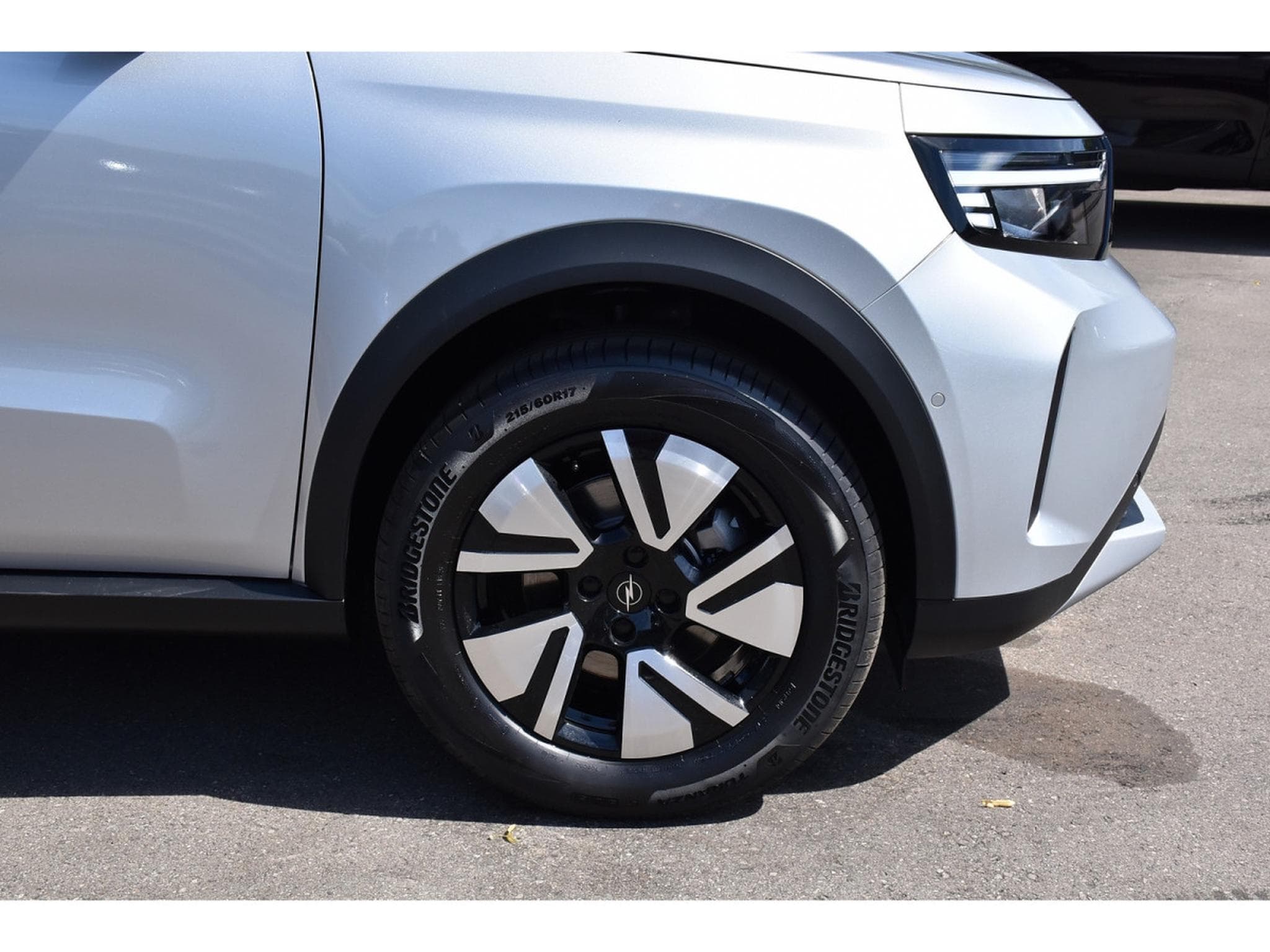 Opel Frontera 1.2 Turbo Hybrid GS e-DCT6 7 Pl. SG CHFF GPS SIDE CAM NEUF (2026) - Photo 5