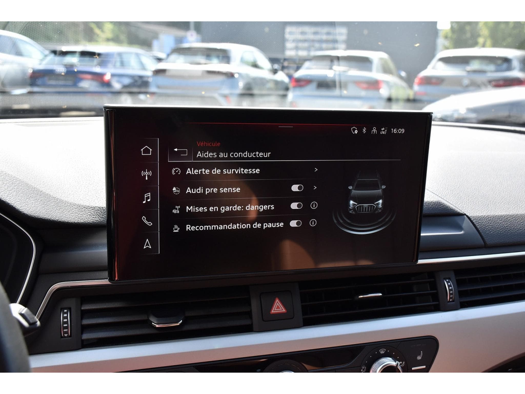 Audi A4 40 TDI Quattro S-Tronic CUIR GPS ATT RMQ CAM 1° MAIN (2022) - Photo 13