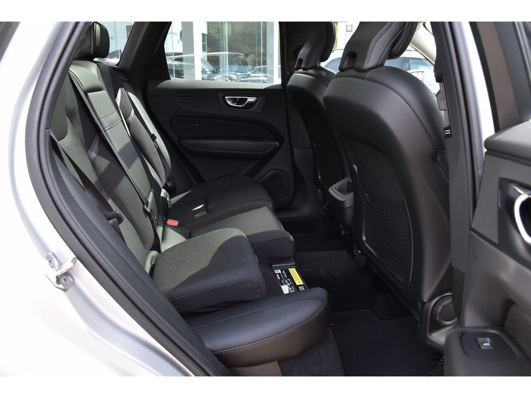 Volvo XC60 2.0 T5 Momentum Geartronic MEMO PANO BLIS CAM360 1° MAIN (2019) - Photo 8
