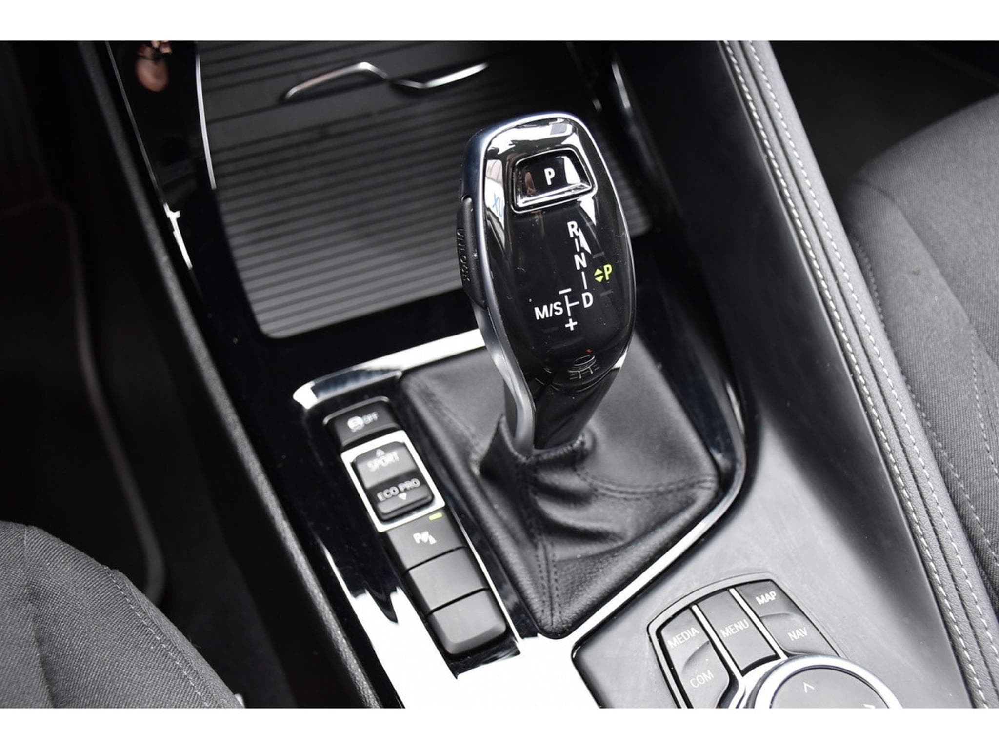 BMW X2 1.5 dA sDrive16 REGUL GPS PARK LED 1° MAIN (2023) - Photo 16