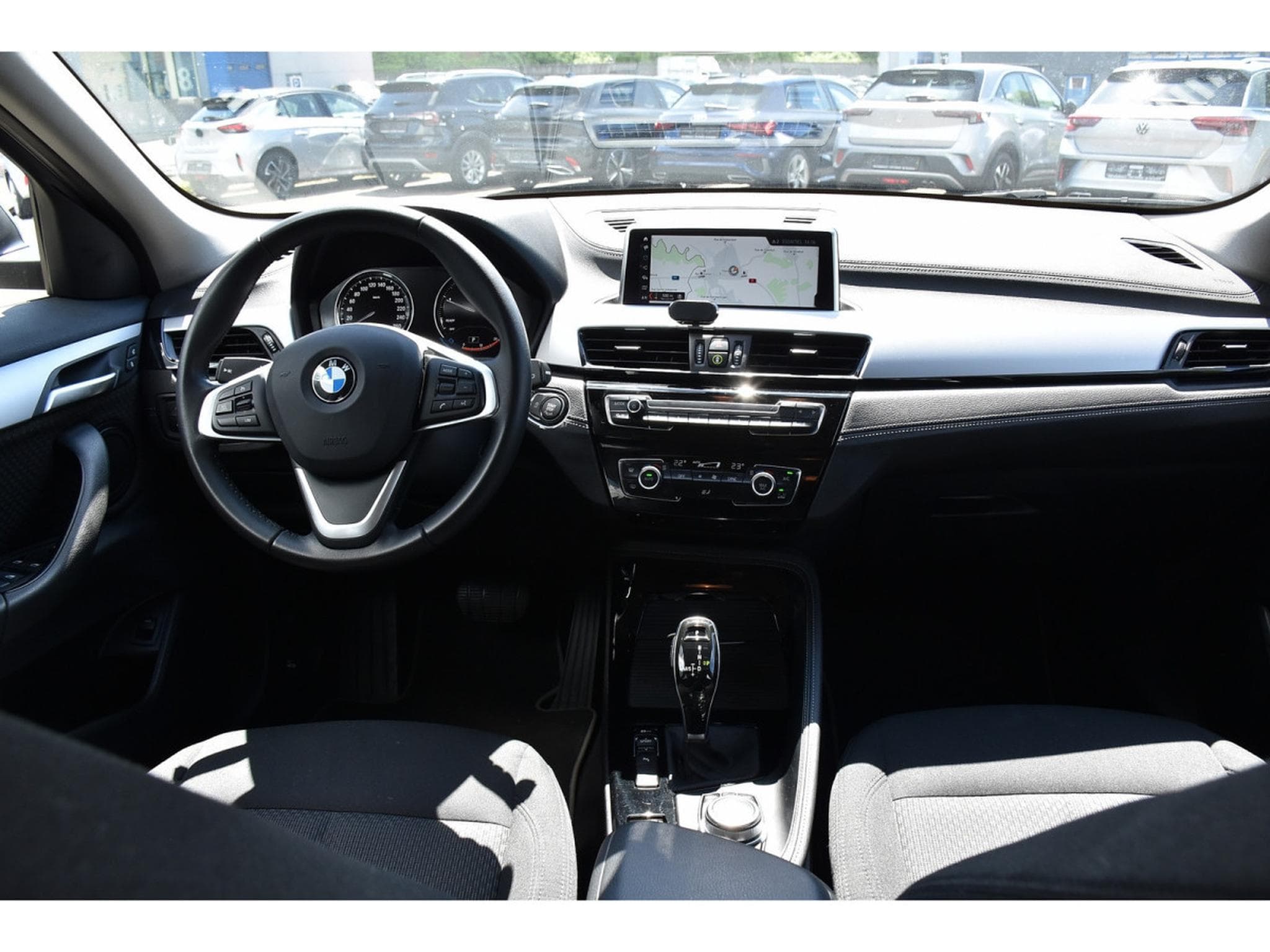 BMW X2 1.5 dA sDrive16 REGUL GPS PARK LED 1° MAIN (2023) - Photo 9