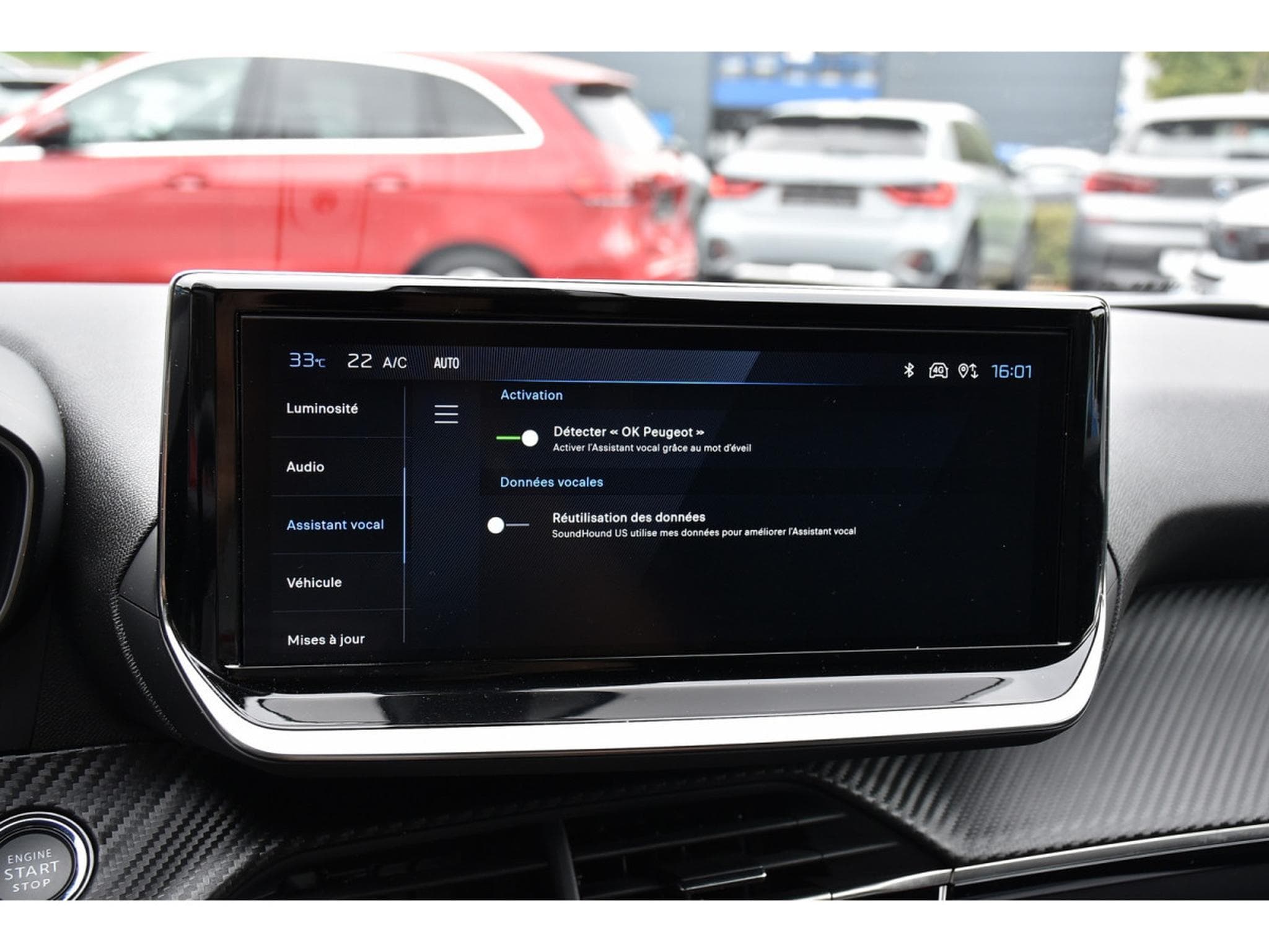 Peugeot 2008 1.2 PureTech Allure ACC GPS LANE SIDE REGUL CAM 360 1° MAIN (2025) - Photo 13