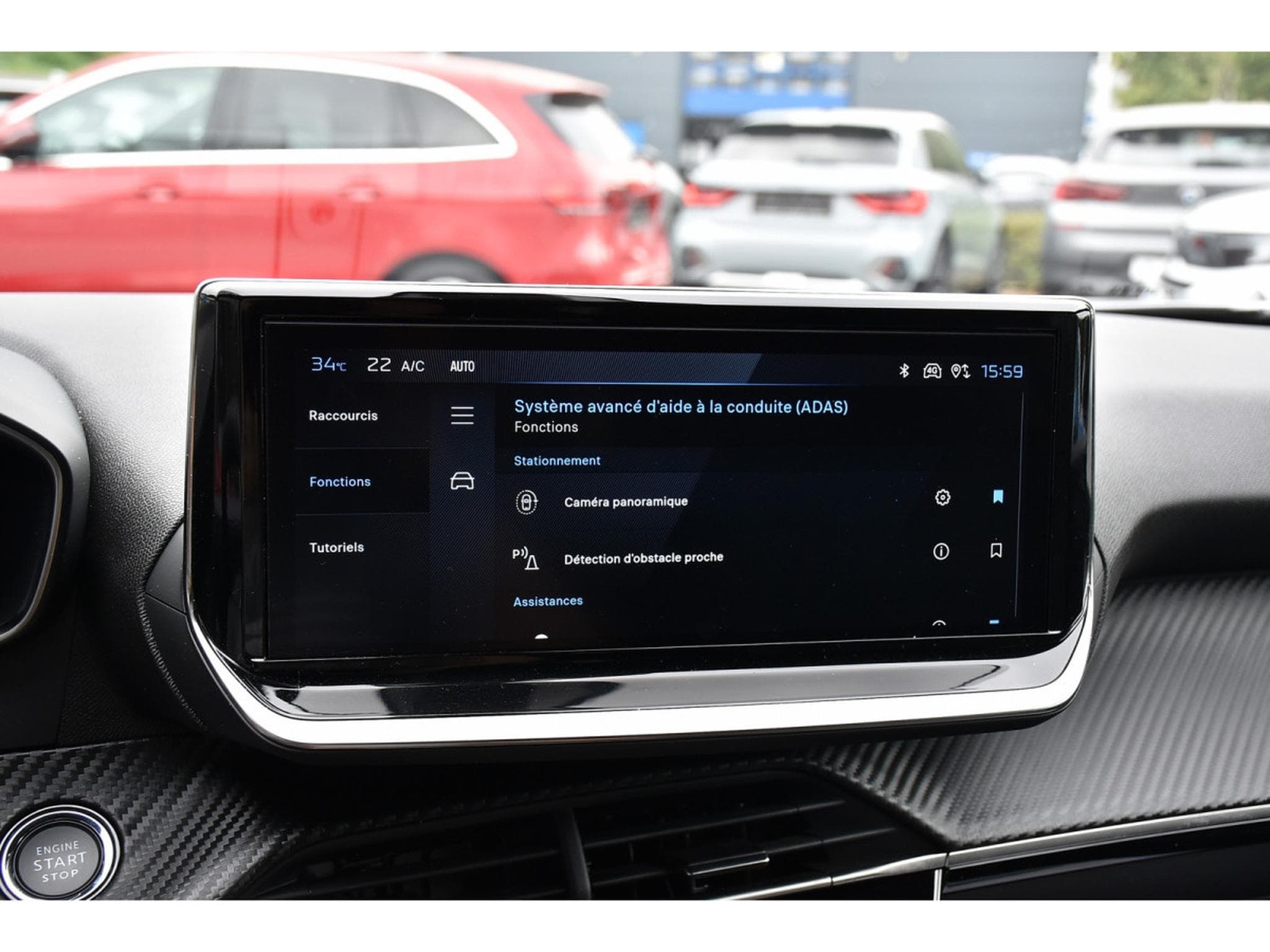 Peugeot 2008 1.2 PureTech Allure ACC GPS LANE SIDE REGUL CAM 360 1° MAIN (2025) - Photo 14