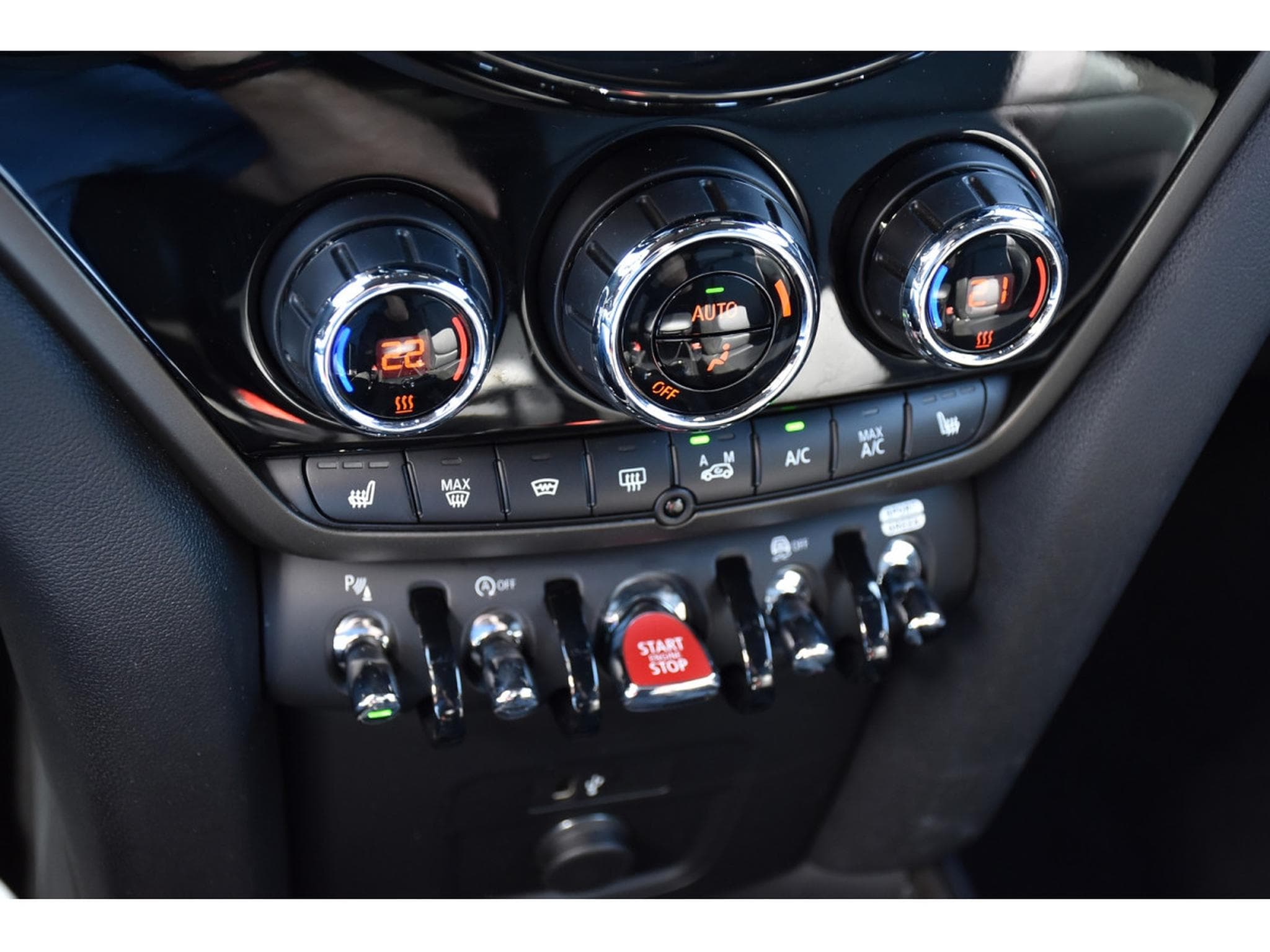Mini Countryman Cooper S 2.0A All4 CUIR MEMO ACC LANE KEYLESS CAM PARK LED 1 (2023) - Photo 16