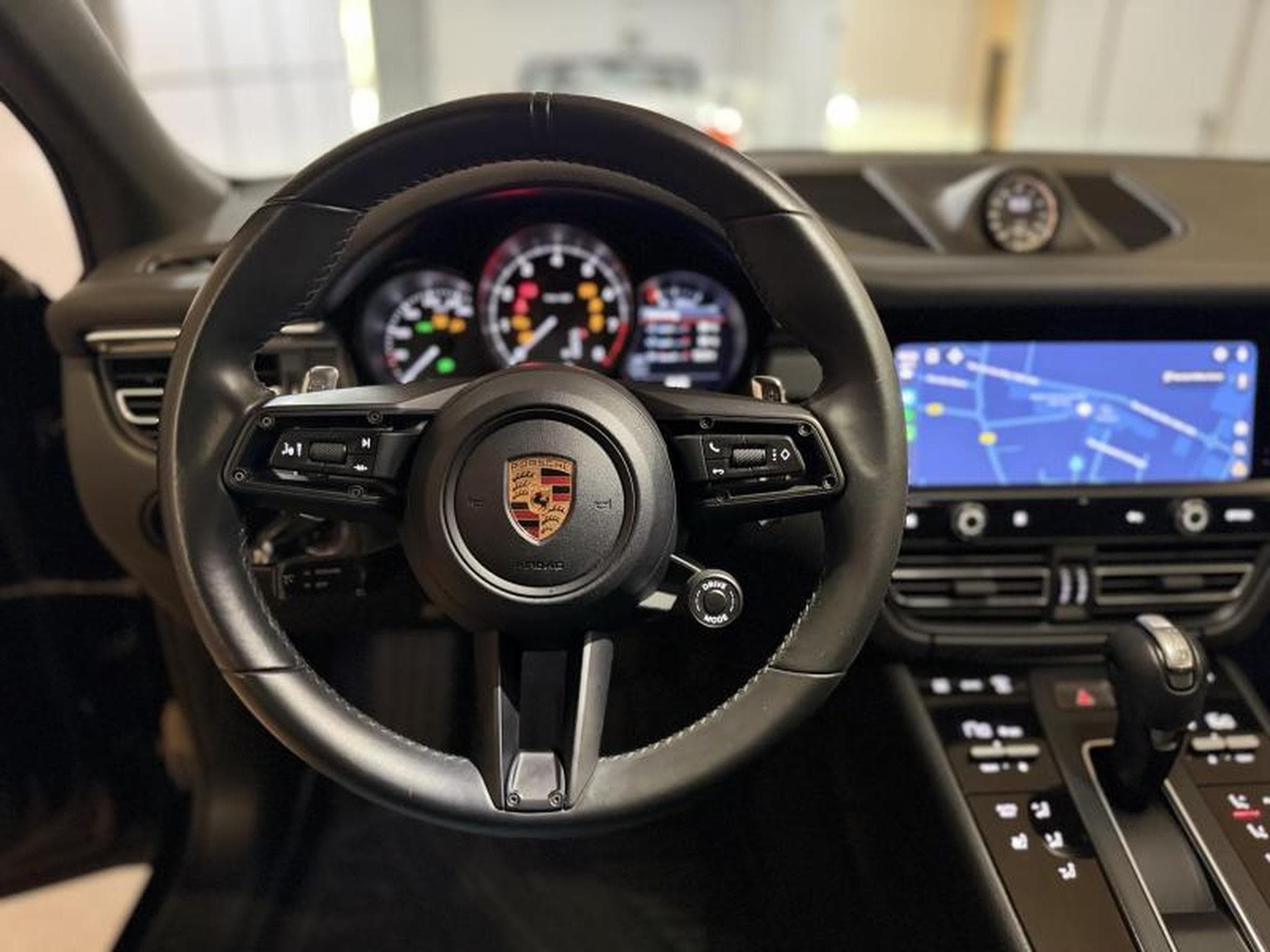 Porsche Macan 2.0 Turbo 265 (2022) - Photo 12