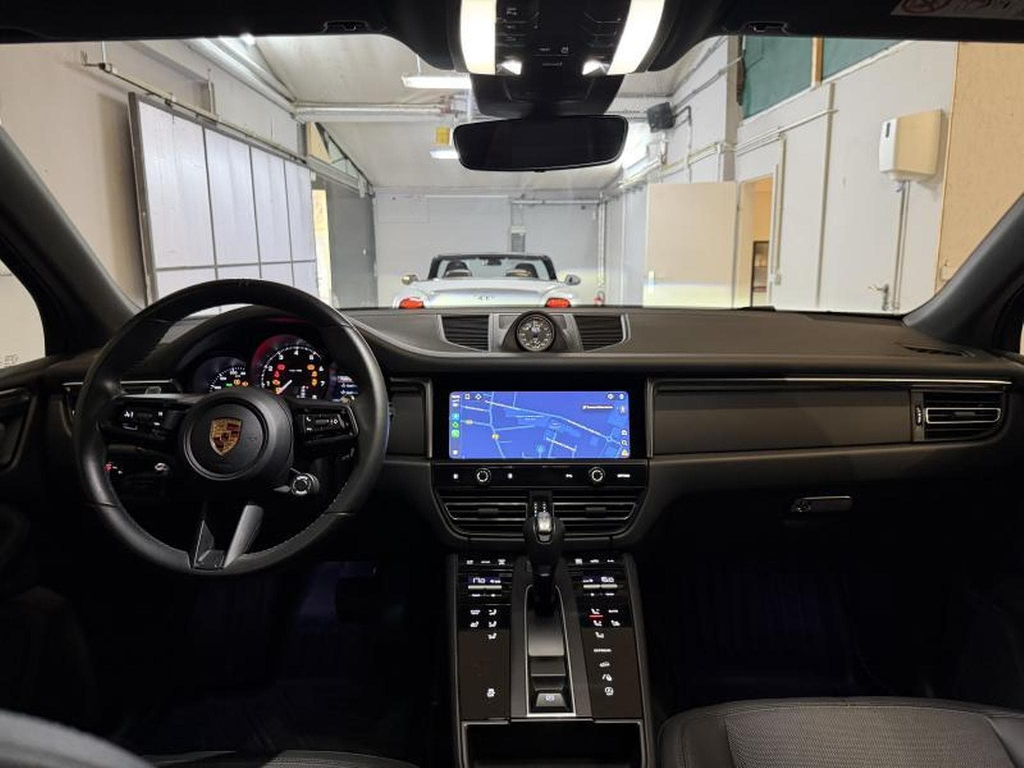 Porsche Macan 2.0 Turbo 265 (2022) - Photo 17