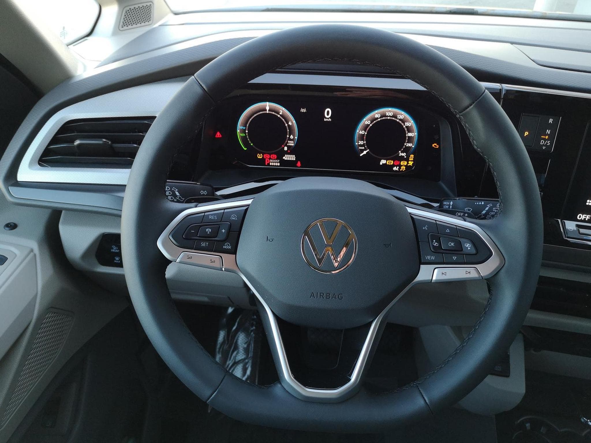 VW T7 Sport Edition (2026) - Photo 5